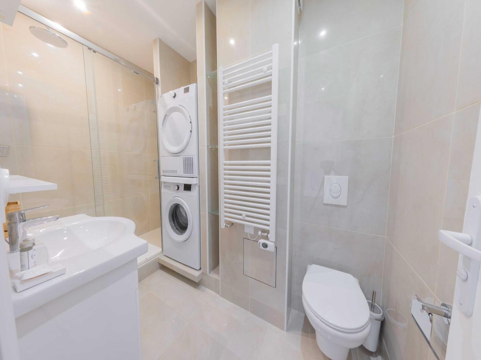 Apartment Magnificent -2br 4p - Porte Maillot Paris