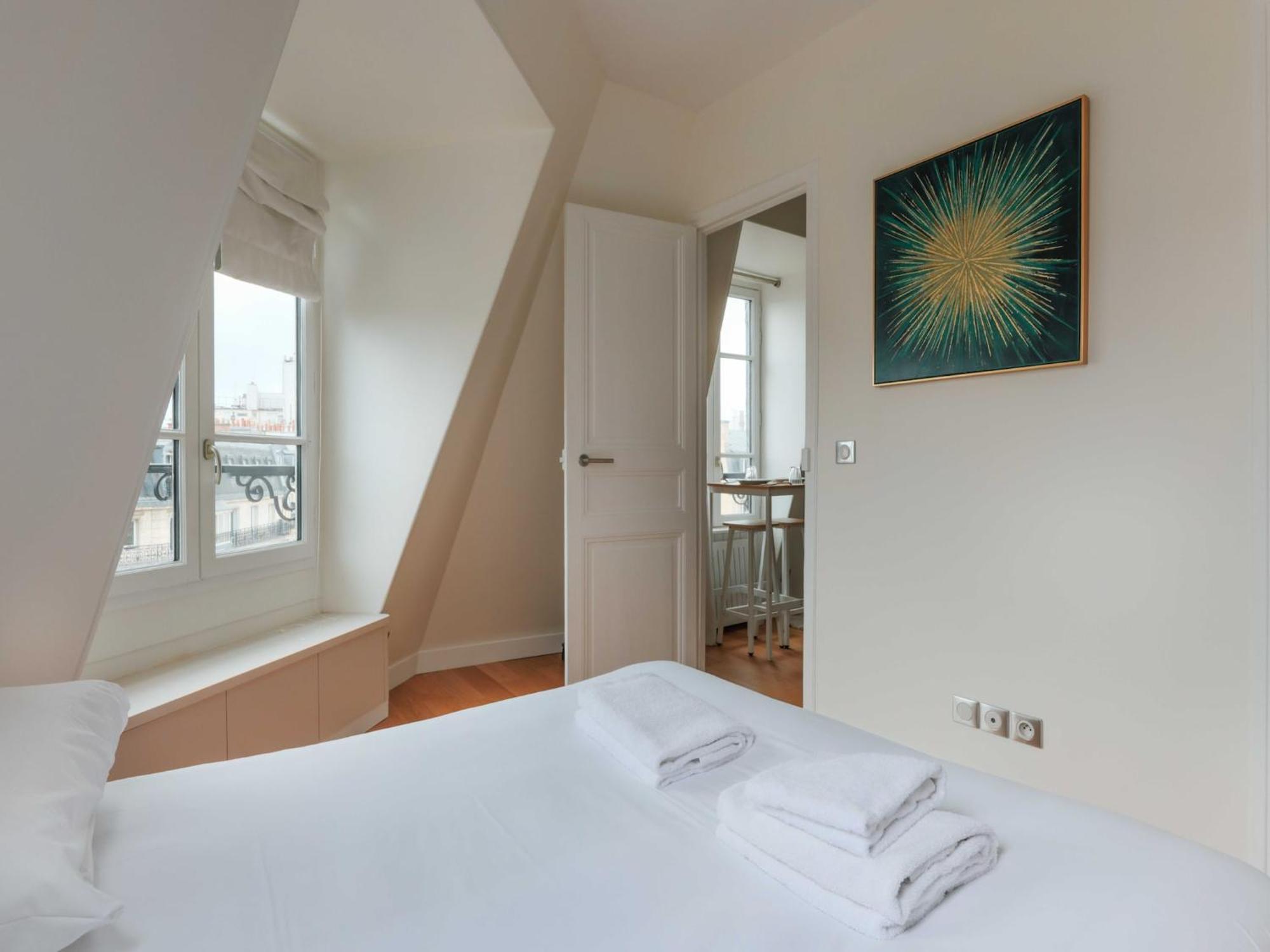 Bright - 1 Bdr 2 P - Etoile Trocadero Apartment Paris