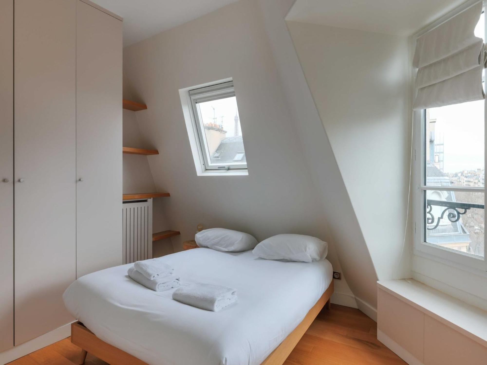 Bright - 1 Bdr 2 P - Etoile Trocadero Apartment Paris