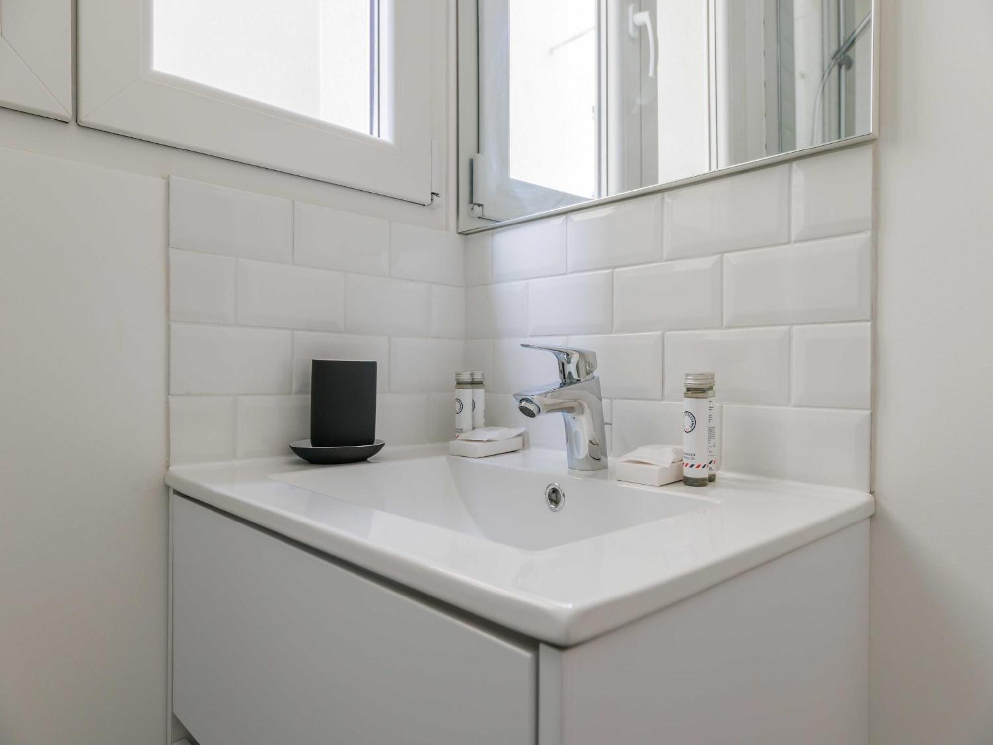 Charming Appt 2 Bdr 4p Sacre-coeur Apartment *
