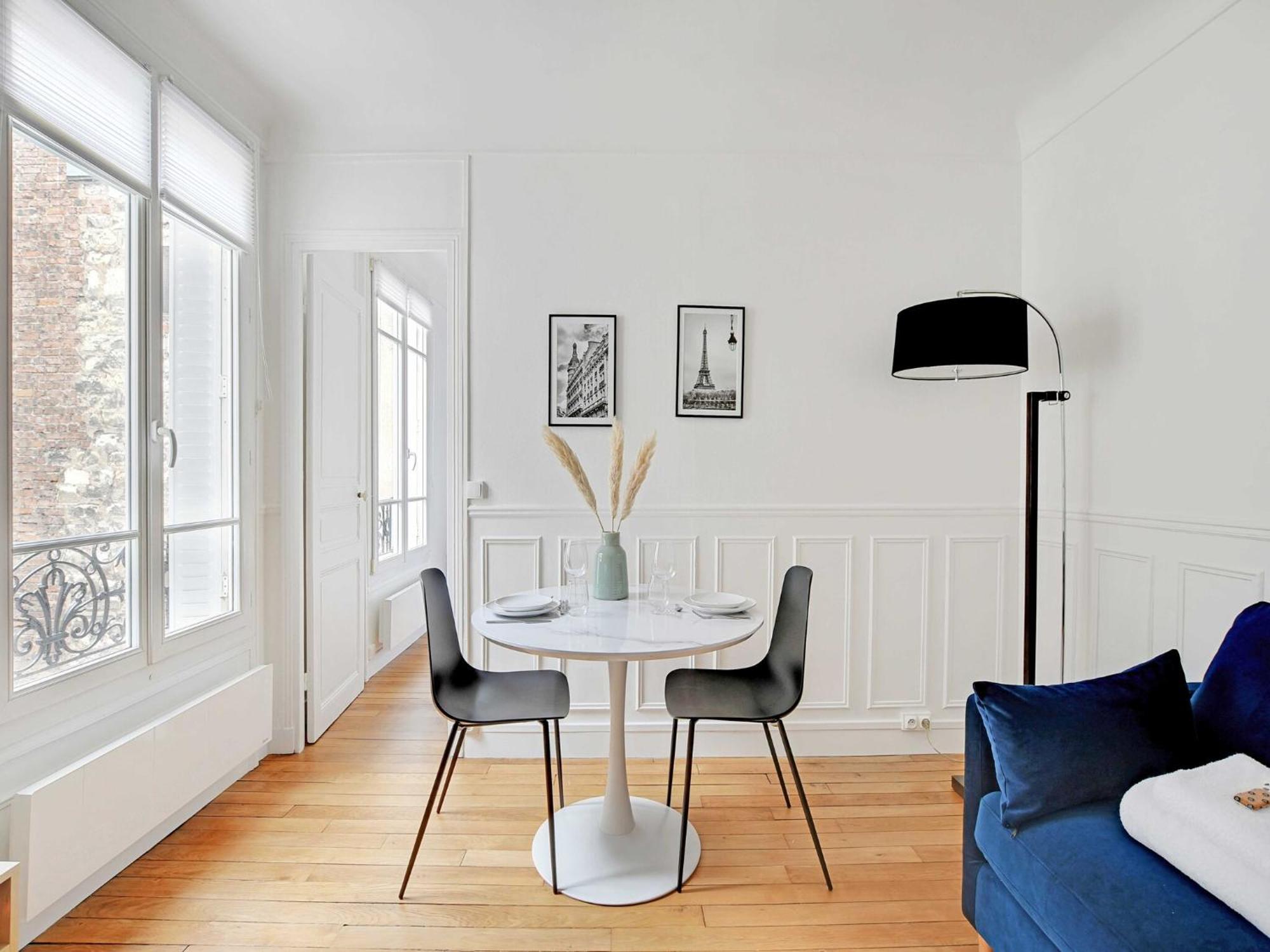 Apartment Charming Near The Eiffel Tower - Mobility Lease