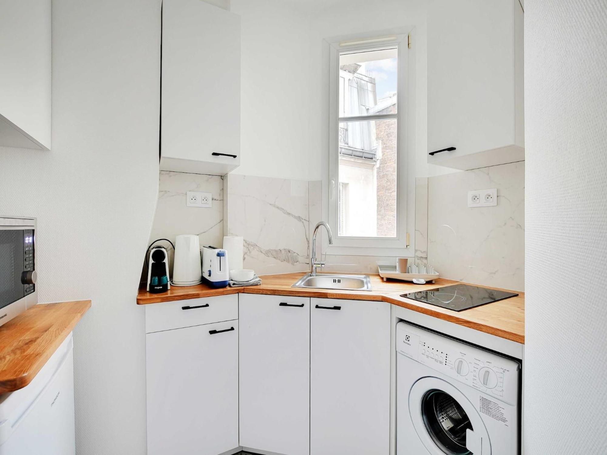 Charming Near The Eiffel Tower - Mobility Lease *