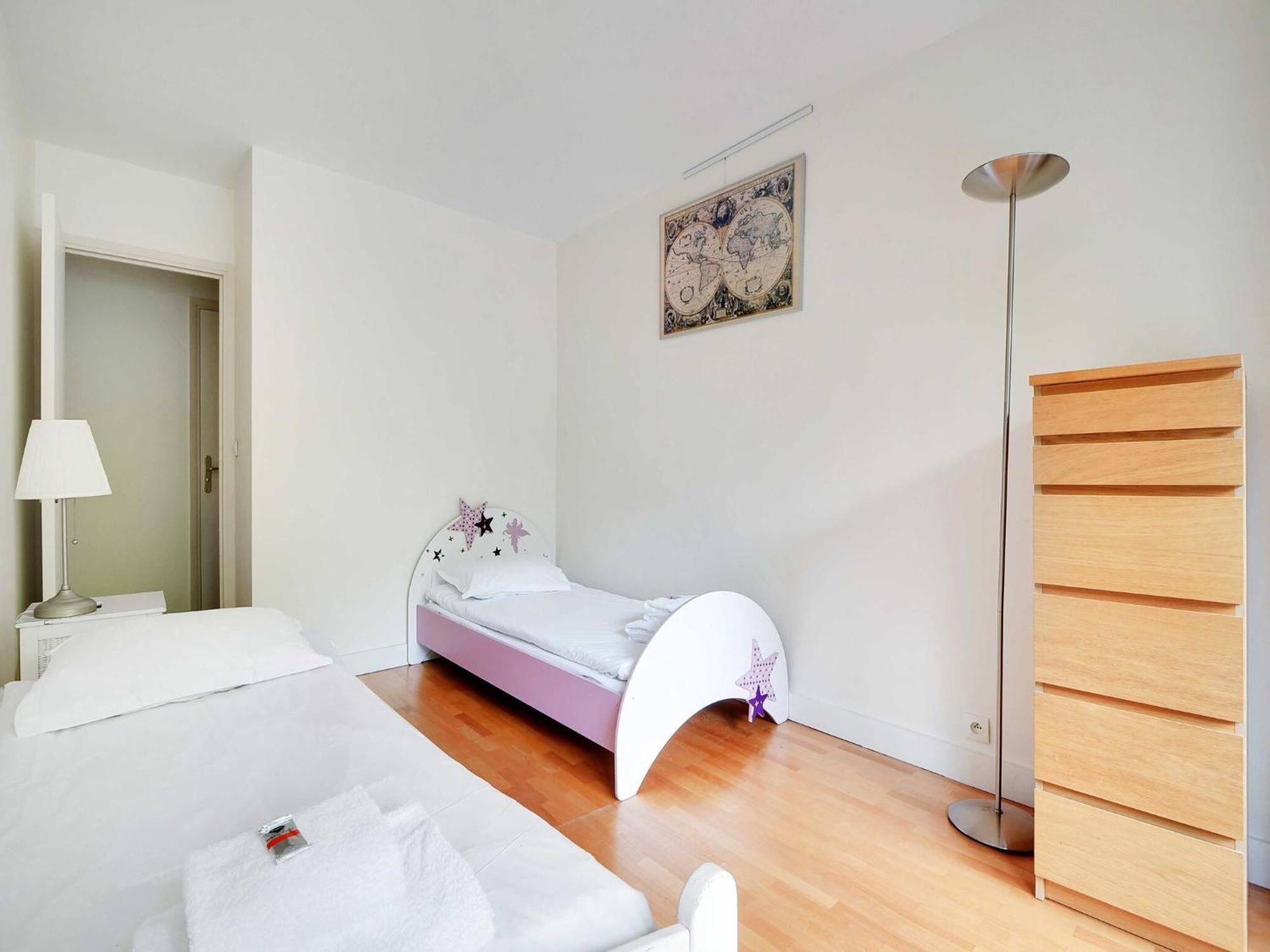 Cosy With Balcony- 3br 5p- Tour-eiffel * Paris