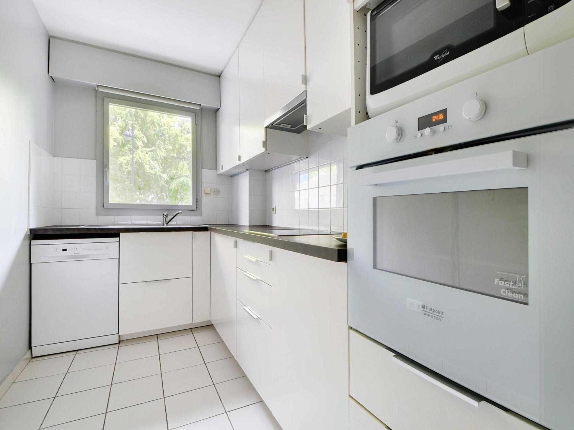 Cosy With Balcony- 3br 5p- Tour-eiffel Apartment *