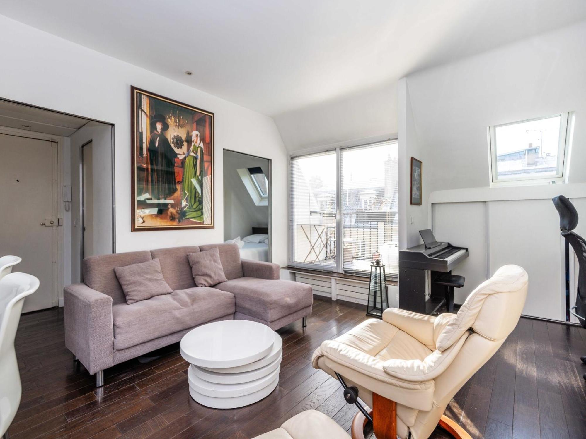 Apartment Bel Appt- Sacre-c Ur- Mobility Lease