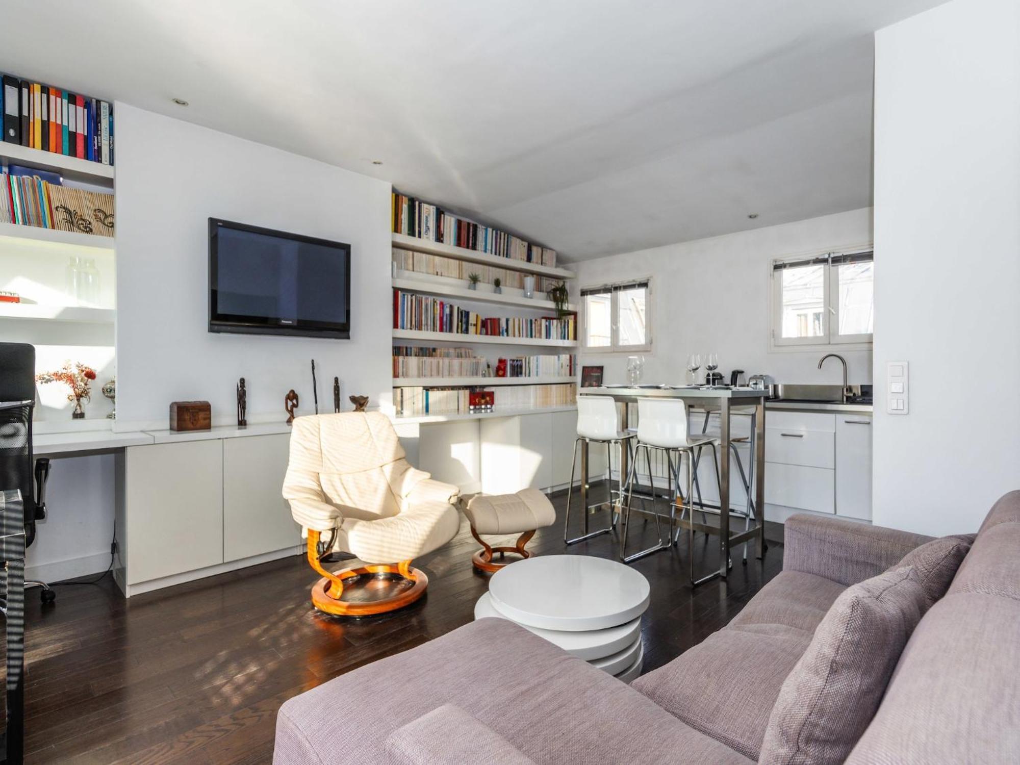 Apartment Bel Appt- Sacre-c Ur- Mobility Lease