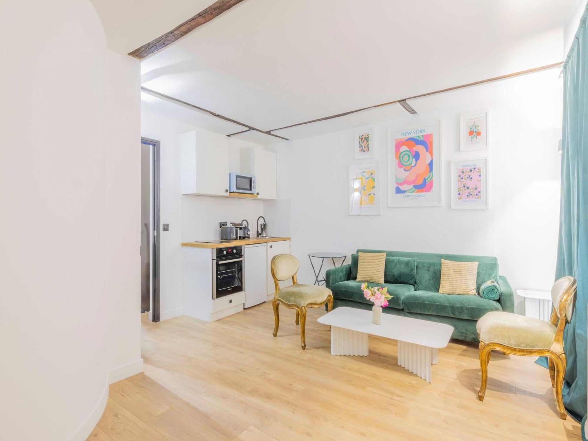 Charming Near Invalides - Mobility Lease Apartment