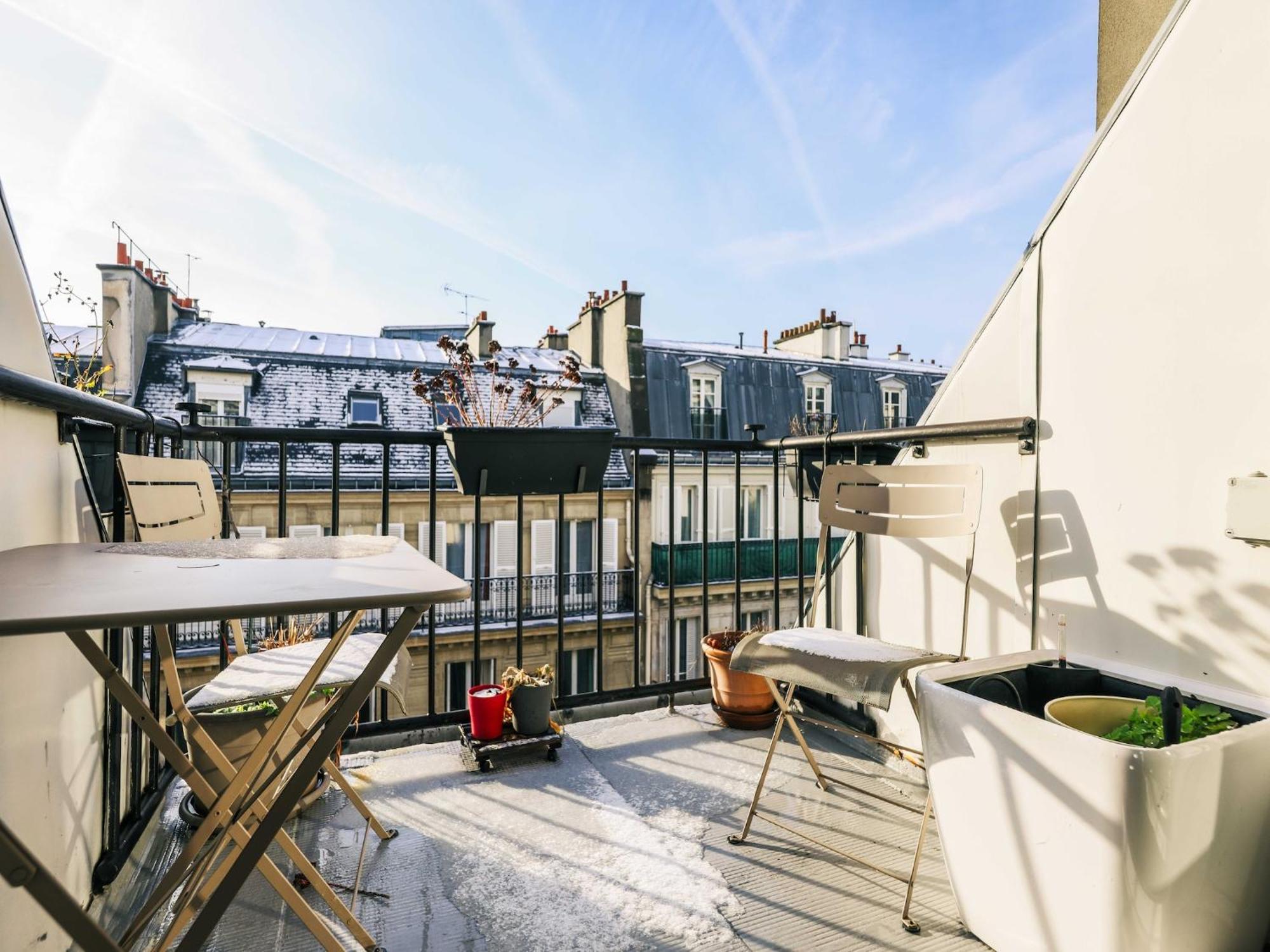 Bel Appt- Sacre-c Ur- Mobility Lease Apartment *