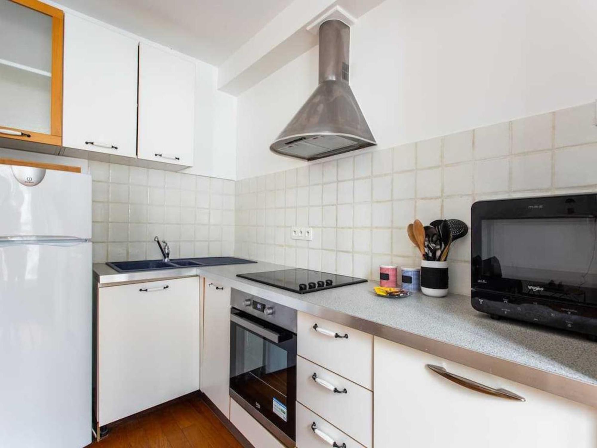 Superb Apt- 4p - Montmartre Sacre Coeur Apartment *