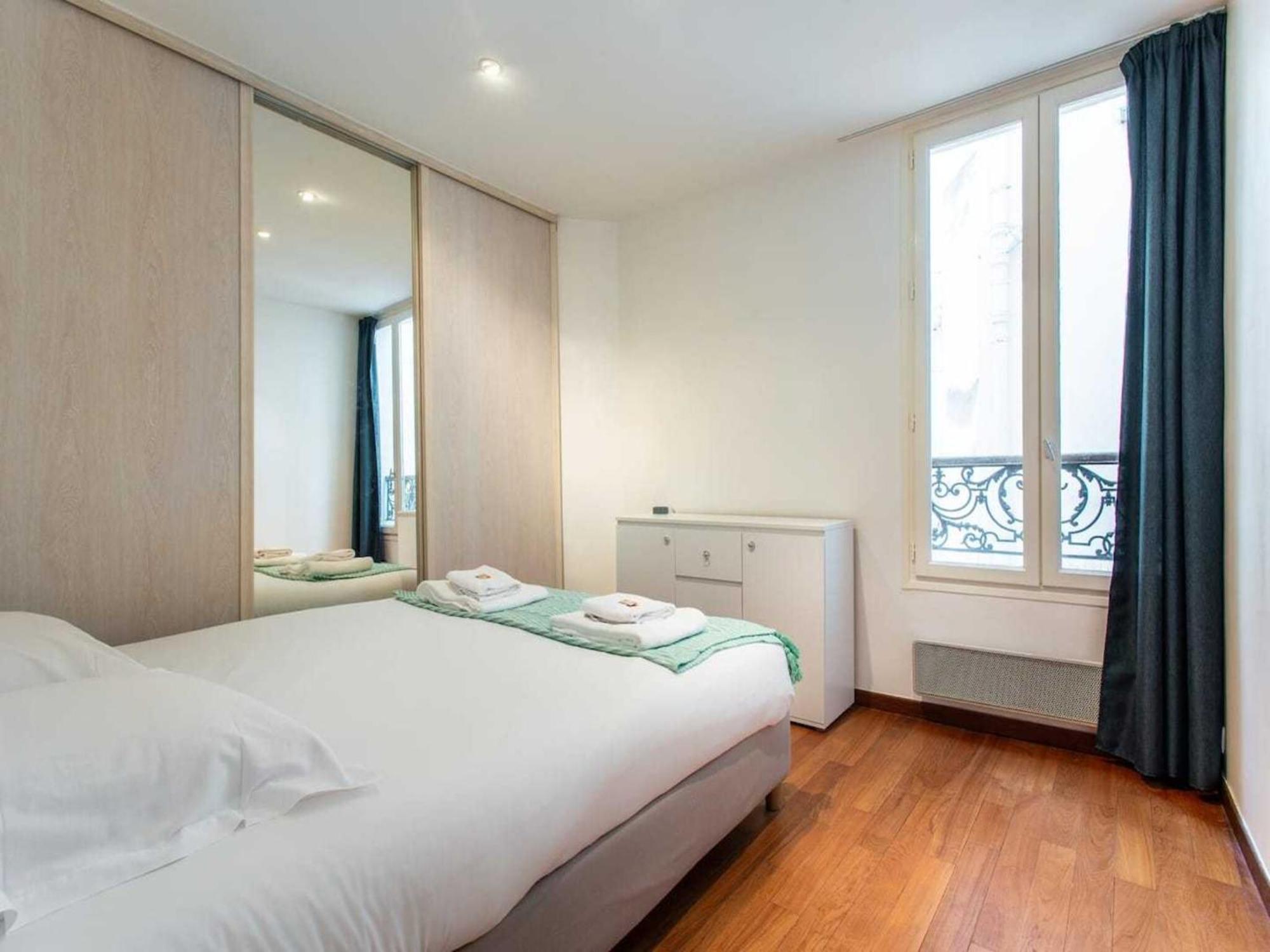 Superb Apt- 4p - Montmartre Sacre Coeur
