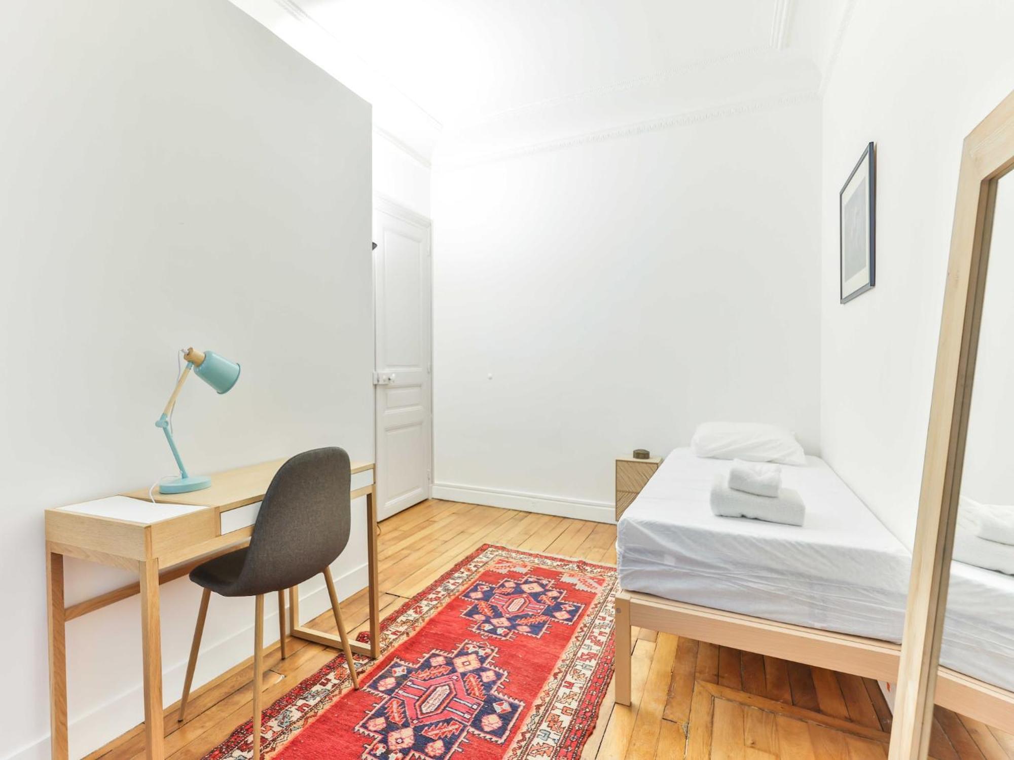Bright, Modern Apartment- 14 Arrd- Mobility Lease Paris