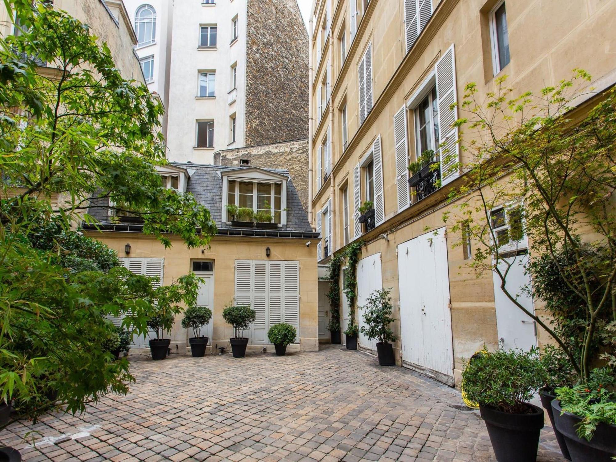 Apartment Cosy Etoile Friedland Paris