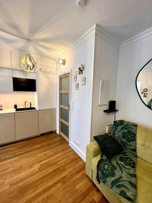 Montmartre Le Mythique Apartment *
