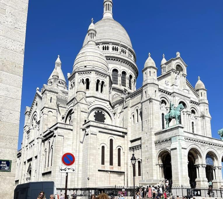 Apartment Montmartre Le Mythique