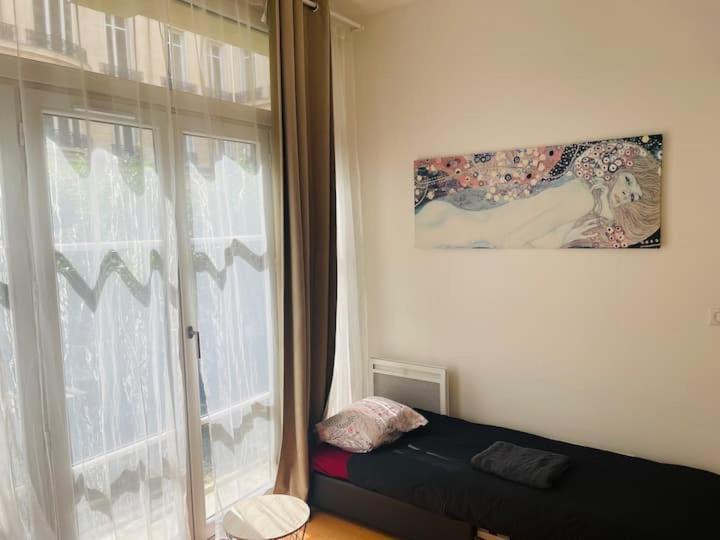 Apartment Beautiful With Terrace In 8 *