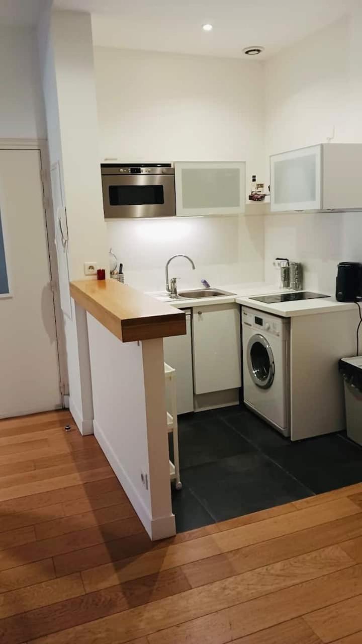 Apartment Beautiful With Terrace In 8