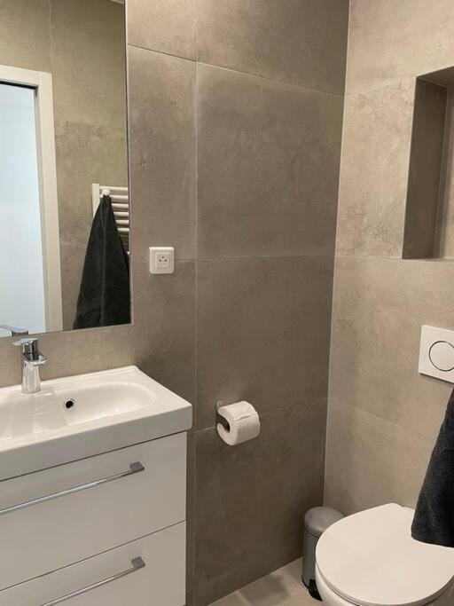 Apartment Bright In The Heart Of Paris