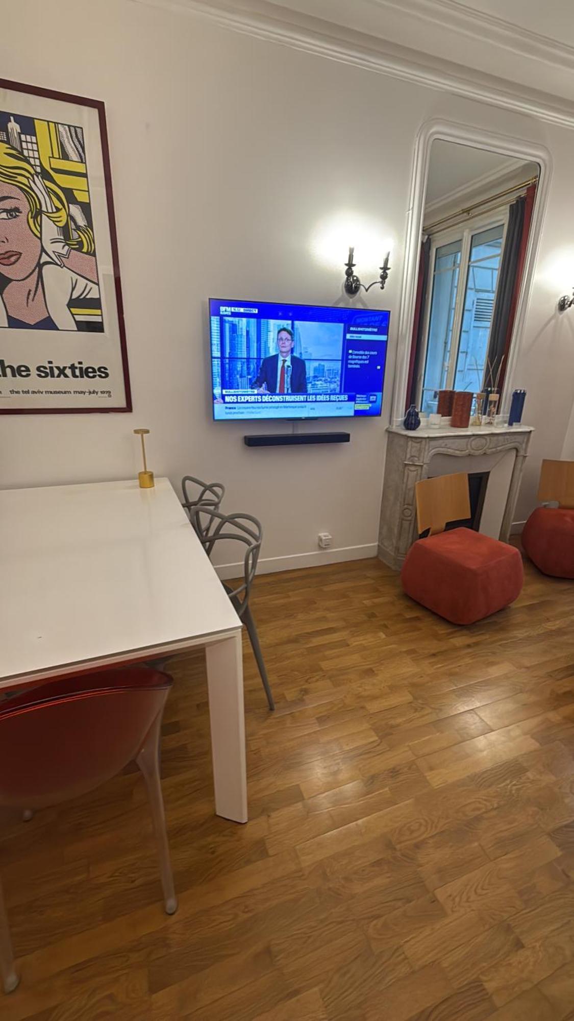 Charming 2 Bedroom With Huge Private Terrace Apartamento