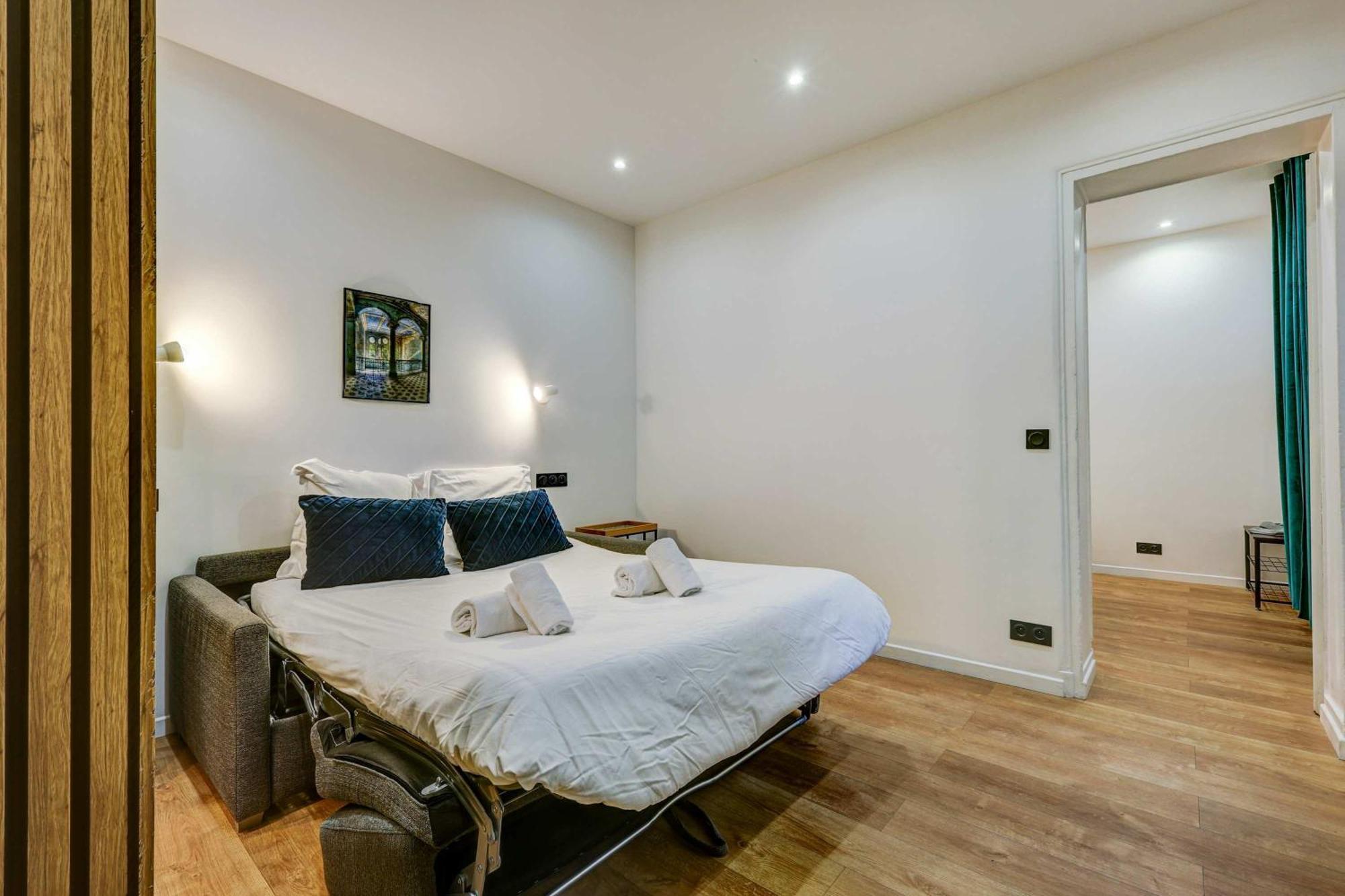 Cozy And Modern Next To Sacre-coeur *