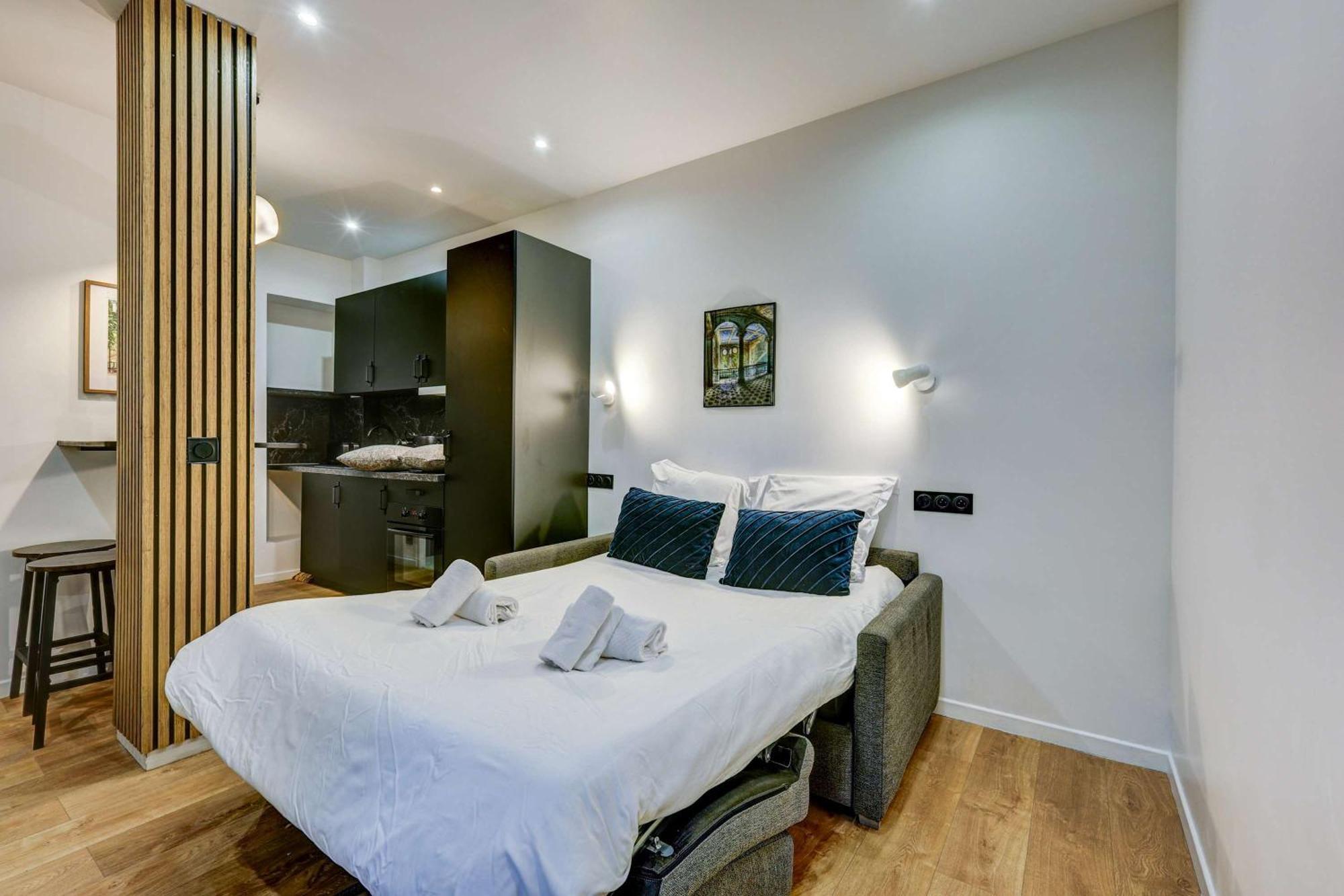 Cozy And Modern Next To Sacre-coeur Apartment