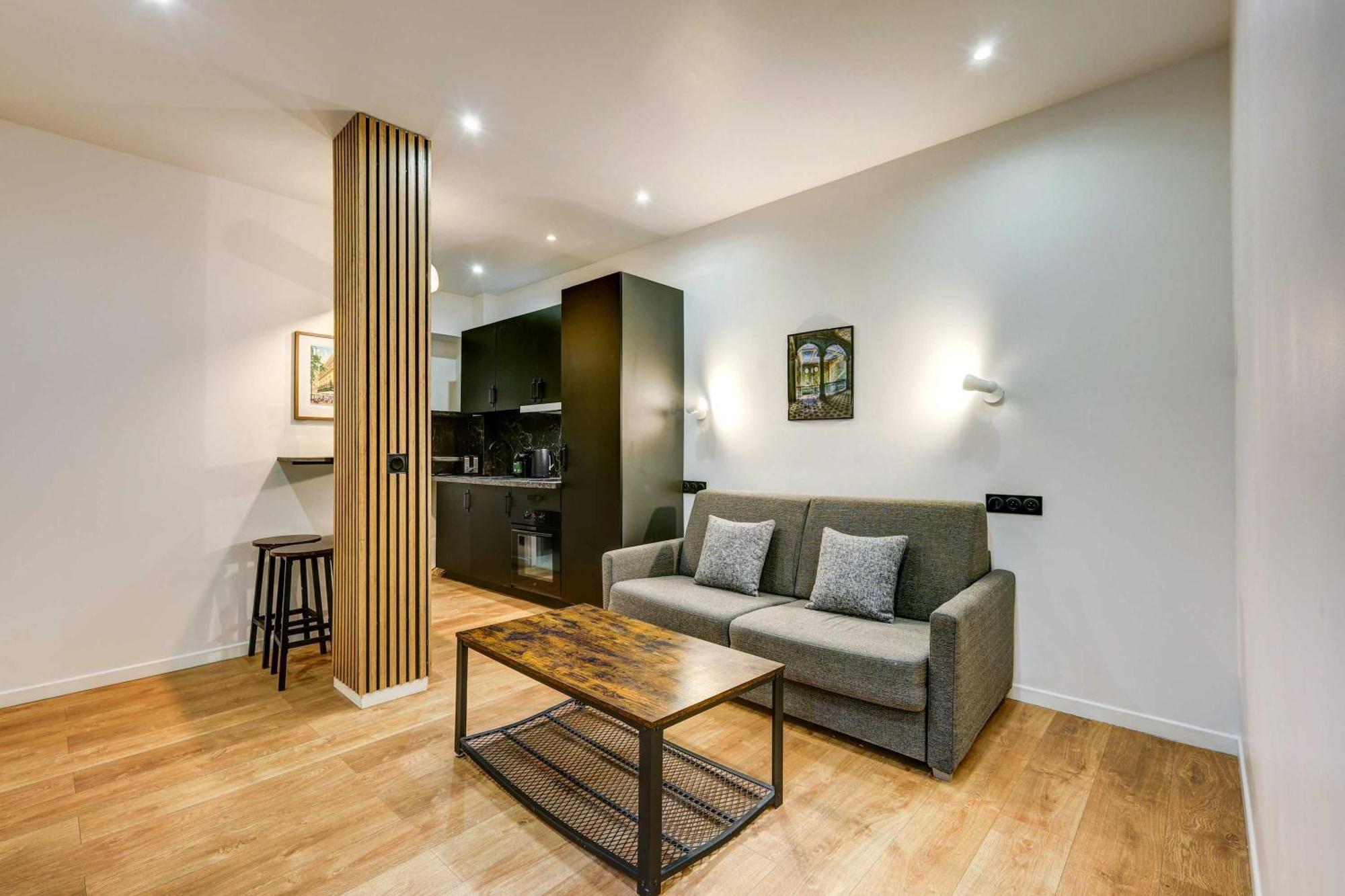 Apartment Cozy And Modern Next To Sacre-coeur