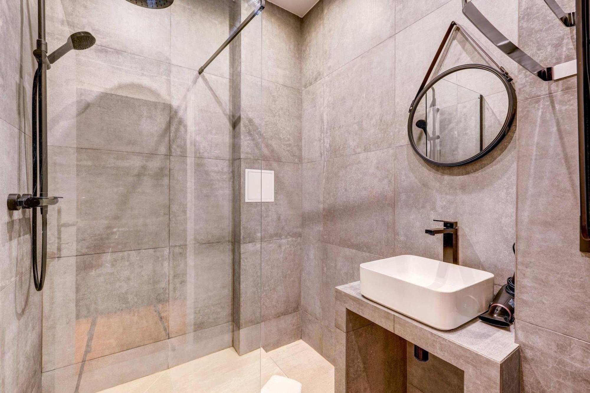 Apartment Cozy And Modern Next To Sacre-coeur