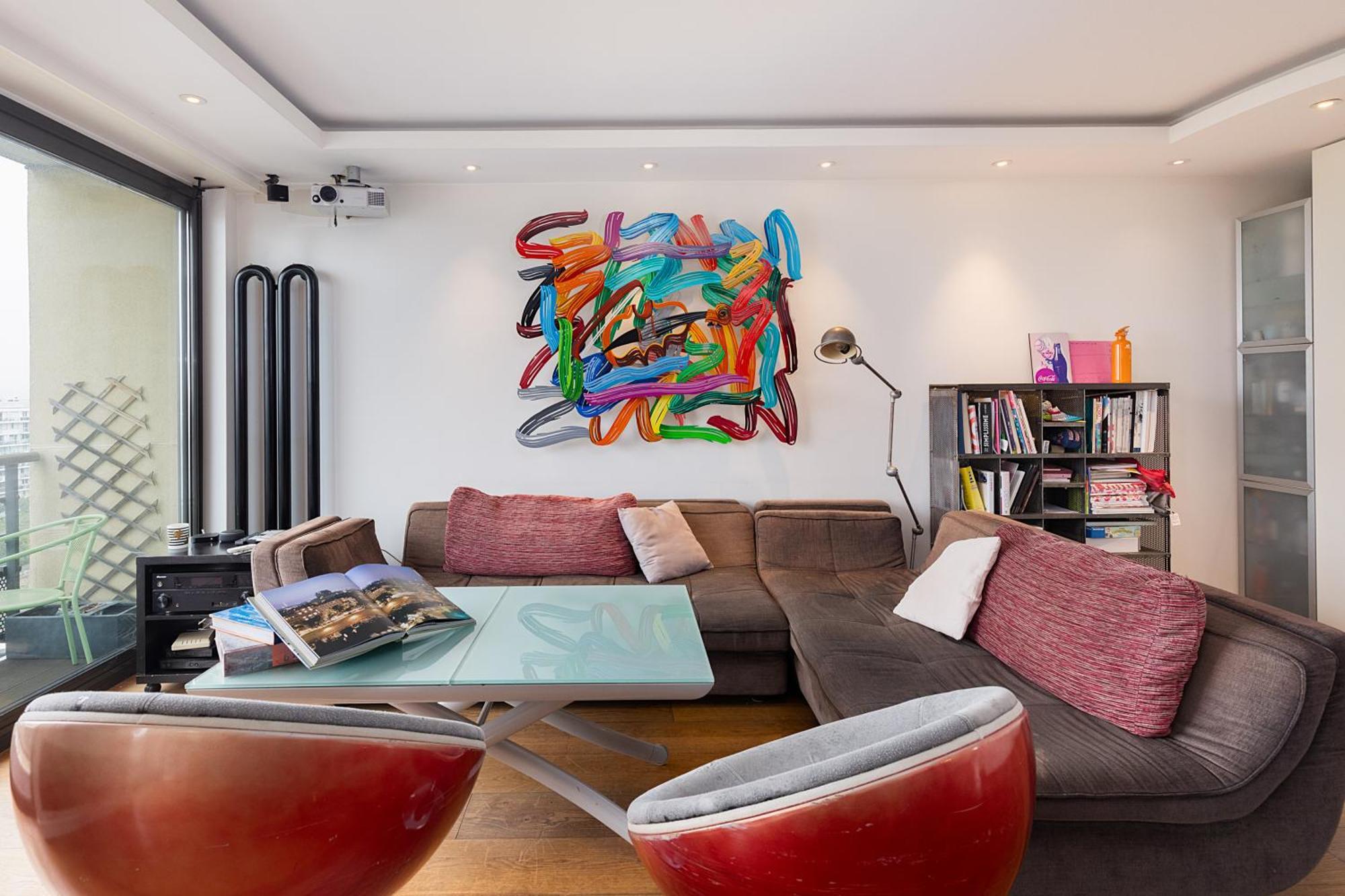 Floor With Eiffel Tower View And Roof Apartment Paris