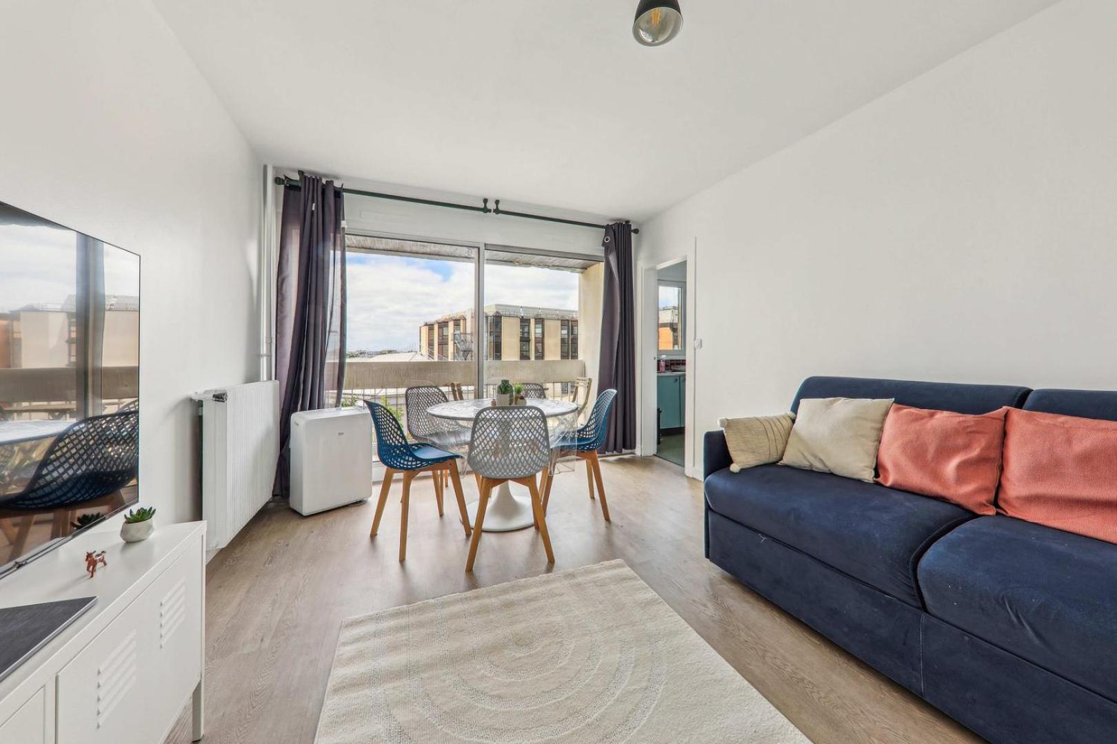 Le Familial - Charming In Paris