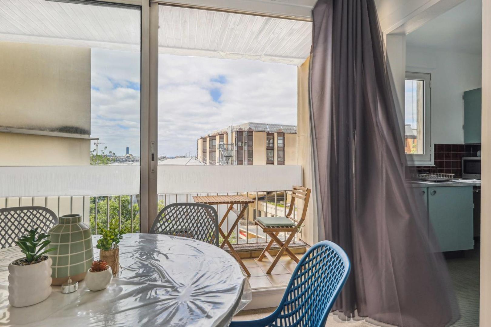 Le Familial - Charming In Paris