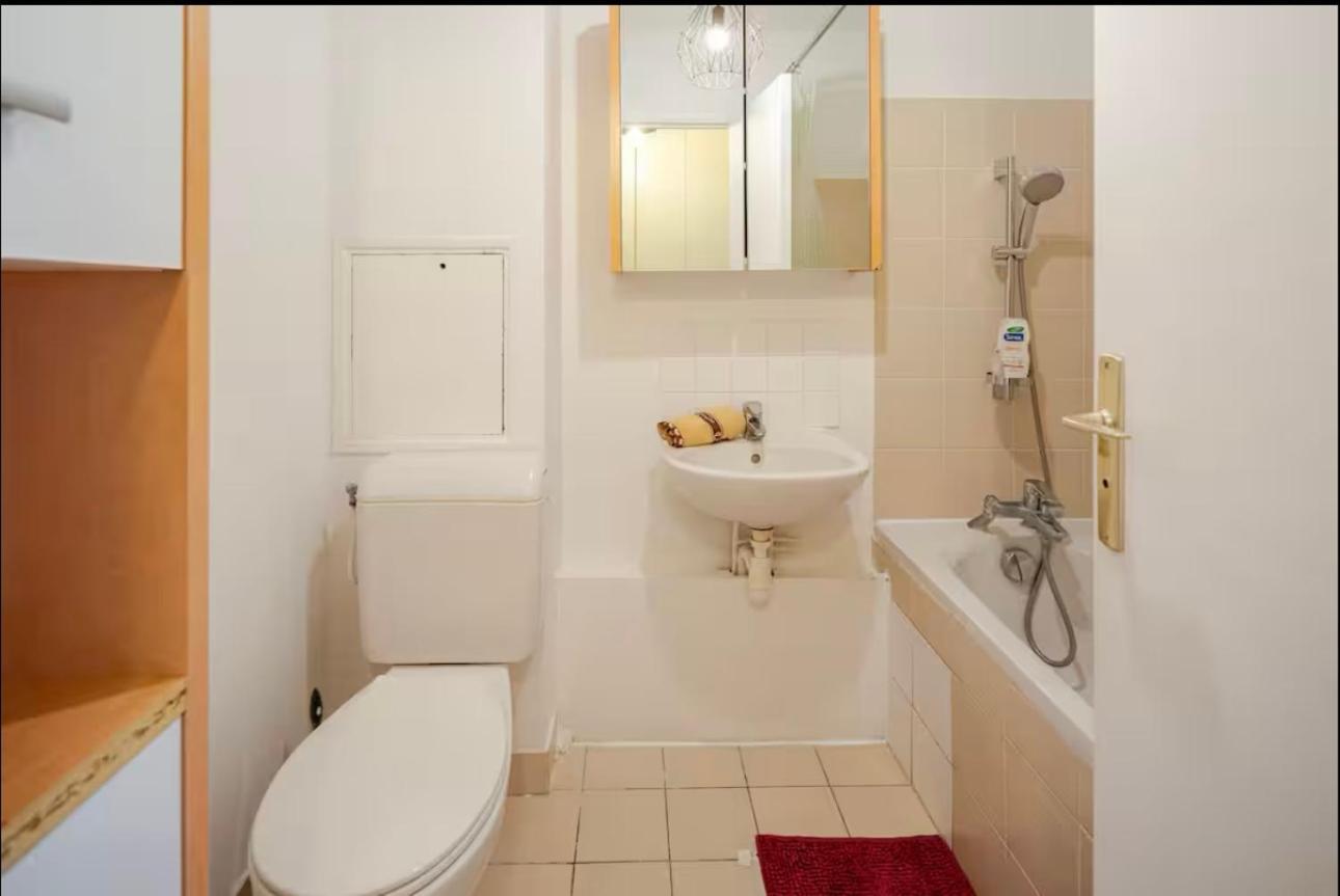 Apartment In The Center Of *