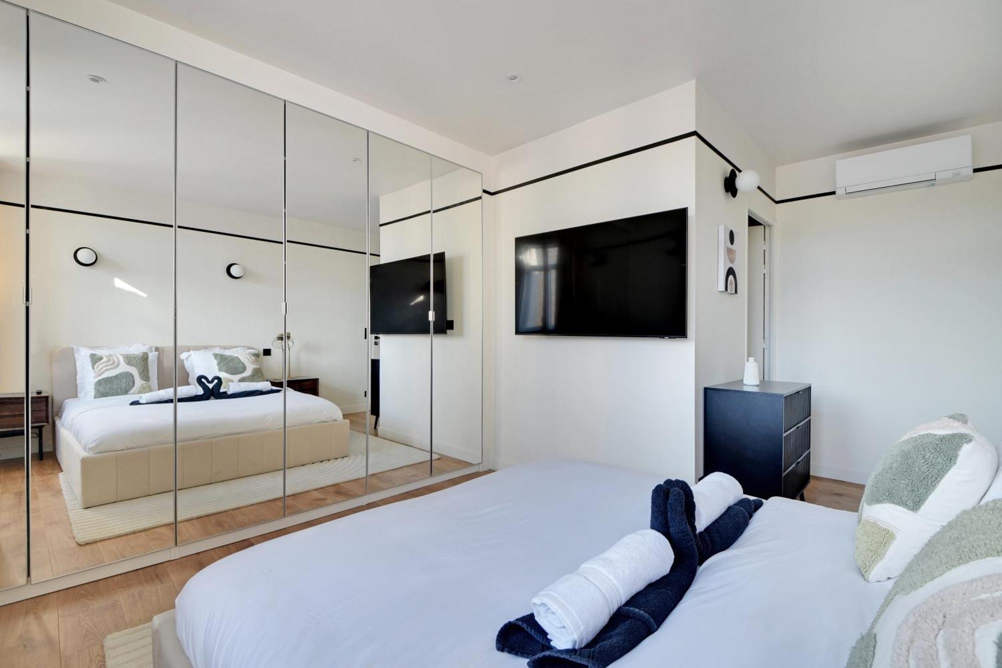 La Maison Bizot 53 By Ecoflats Apartment