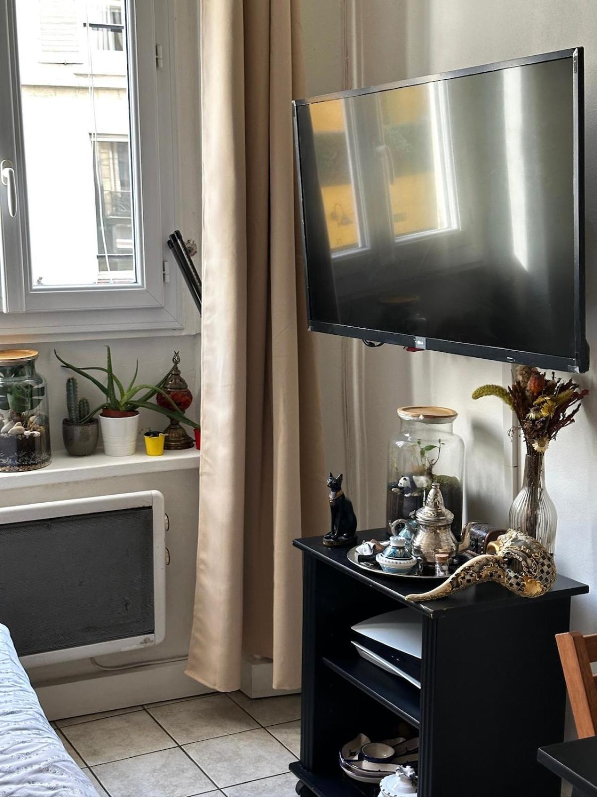 Cozy Studio Near Opera & Montmartre Apartment Paris