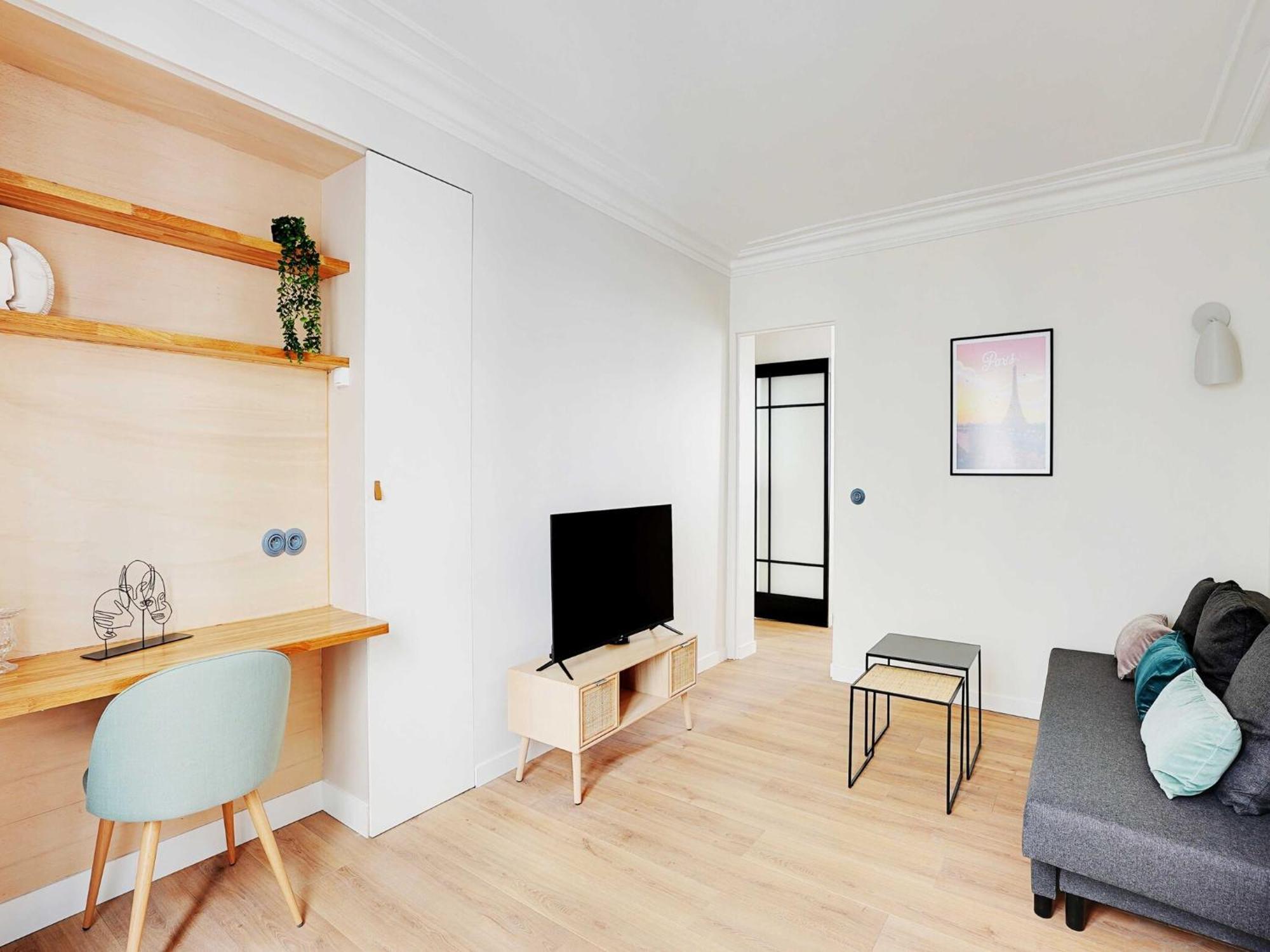 Magnificent -1br 4p - Porte Maillot Apartment