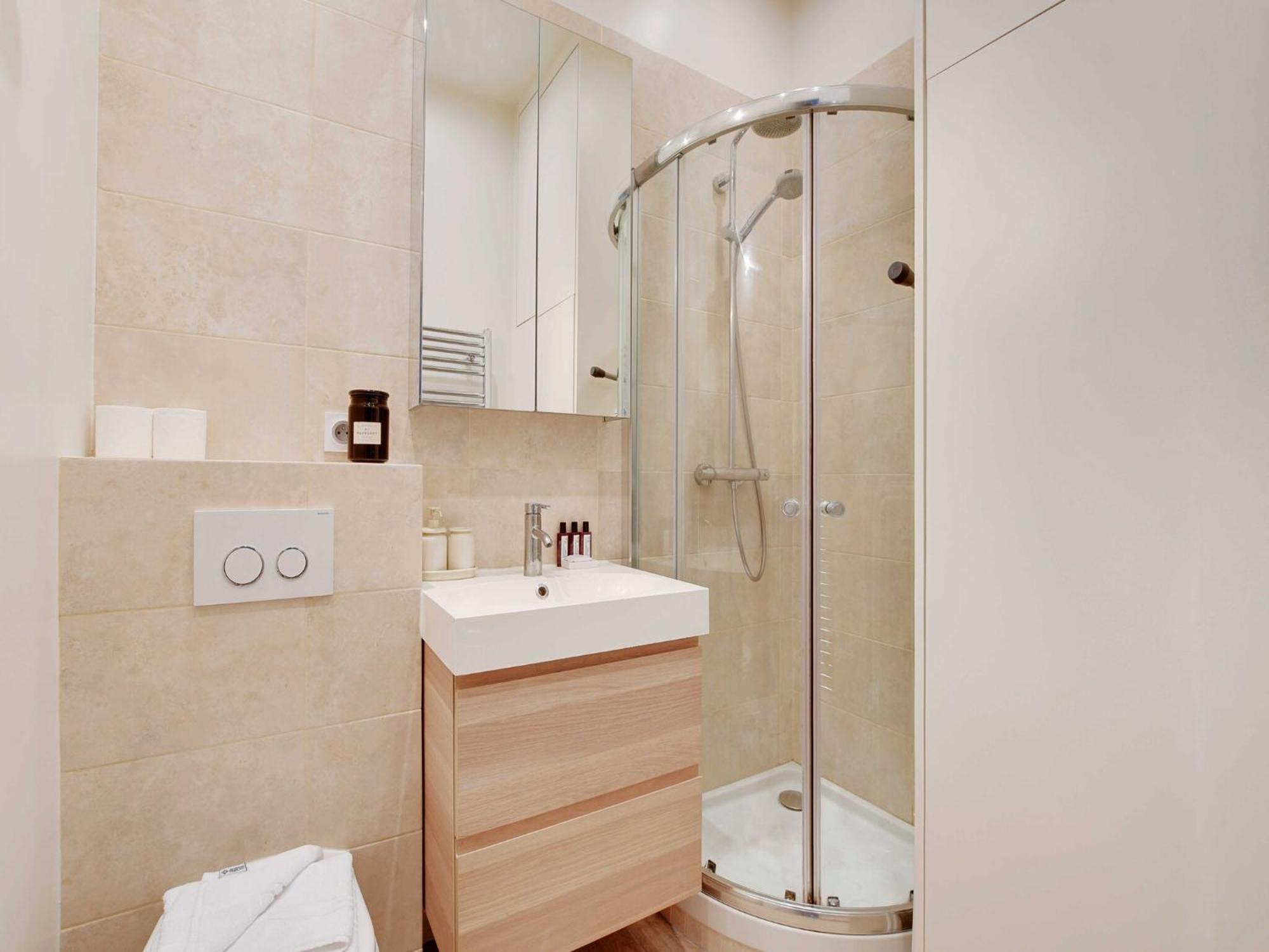 Elegant - 2p - Near Le Marais Paris