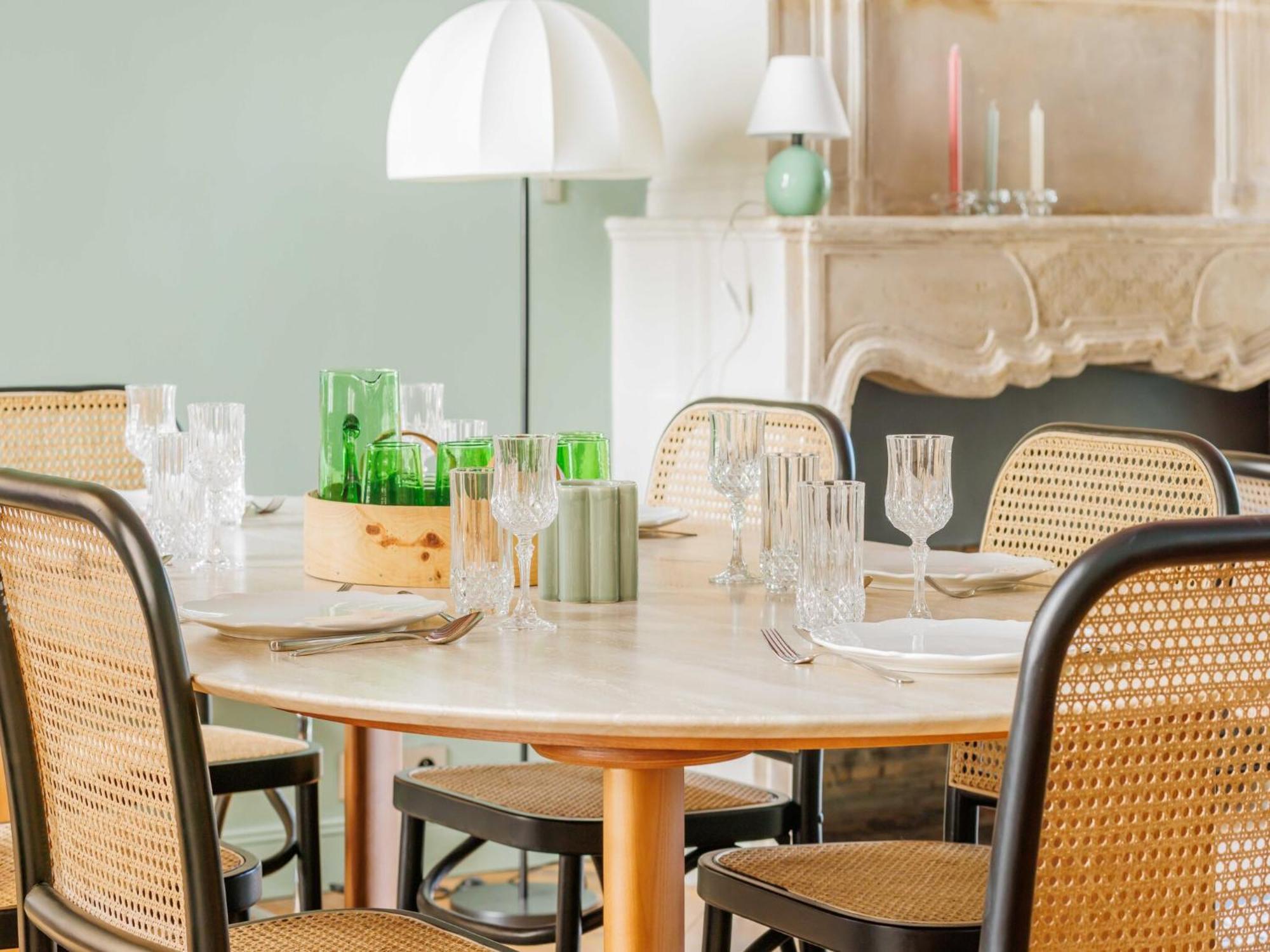 Superb Near Notre-dame Cathedral - Mobility Lease Apartment Paris