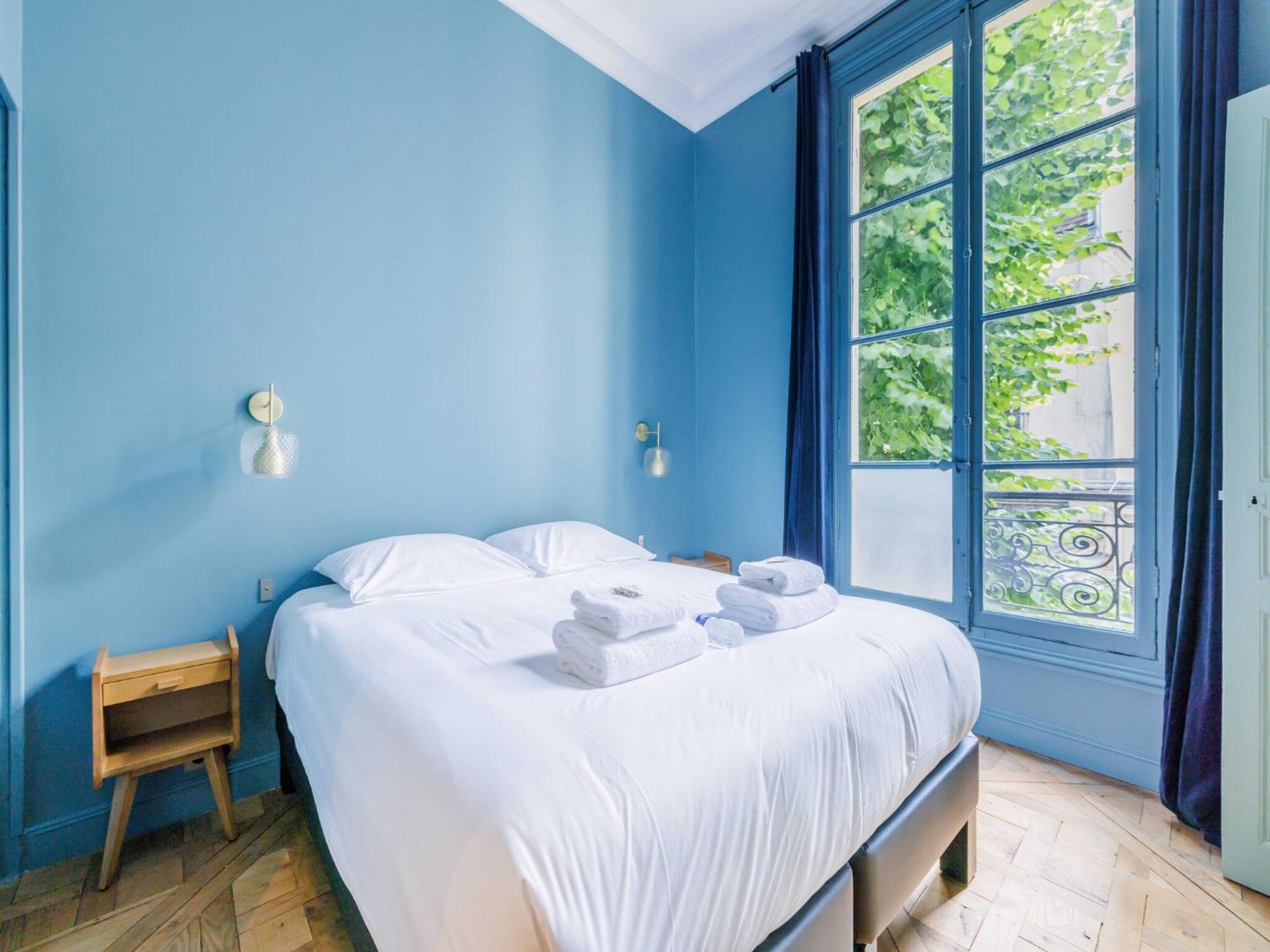 Superb Near Notre-dame Cathedral - Mobility Lease Apartment Paris