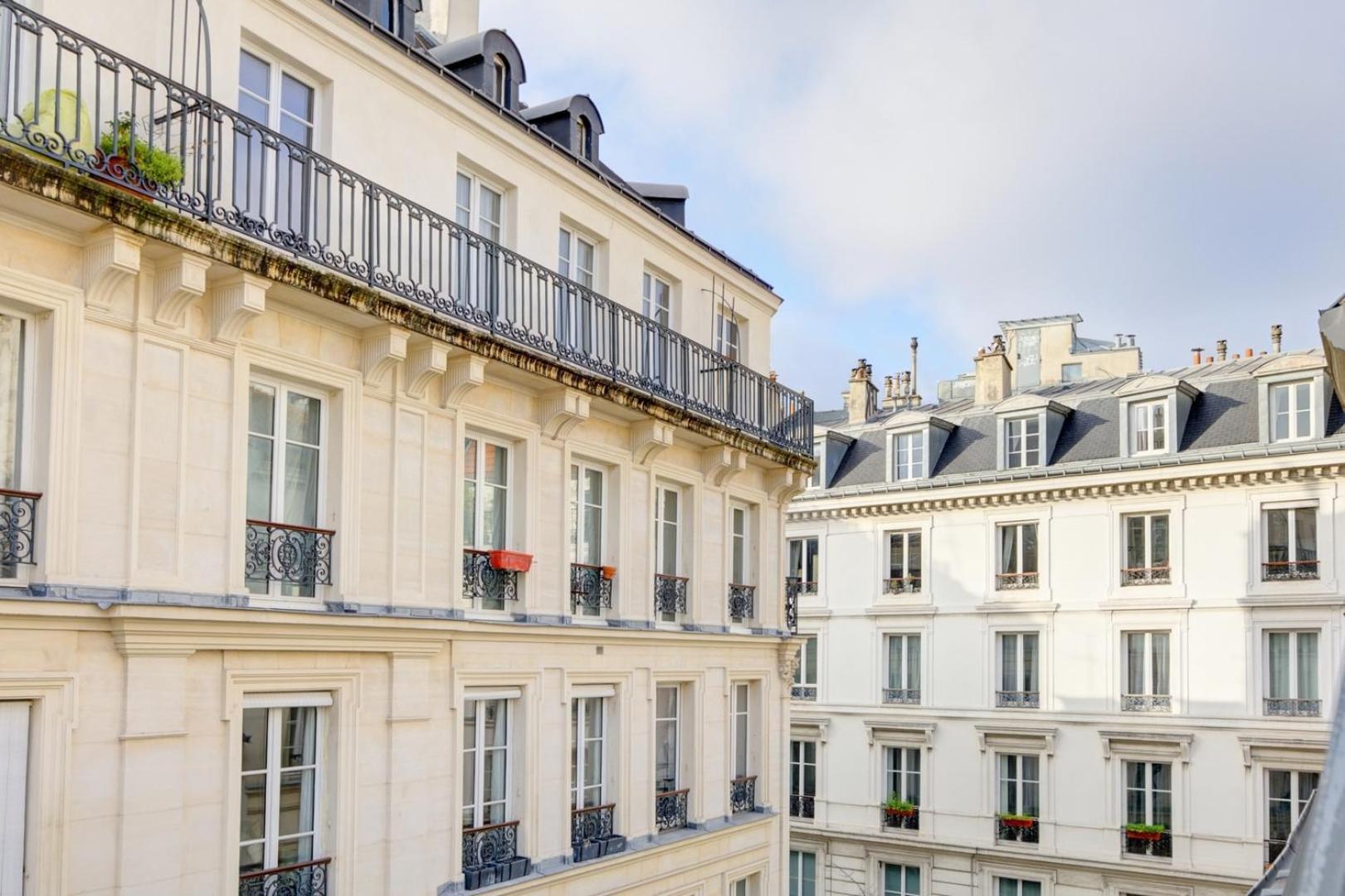 Bnbnook - Charming By Notre-dame & Pompidou Paris