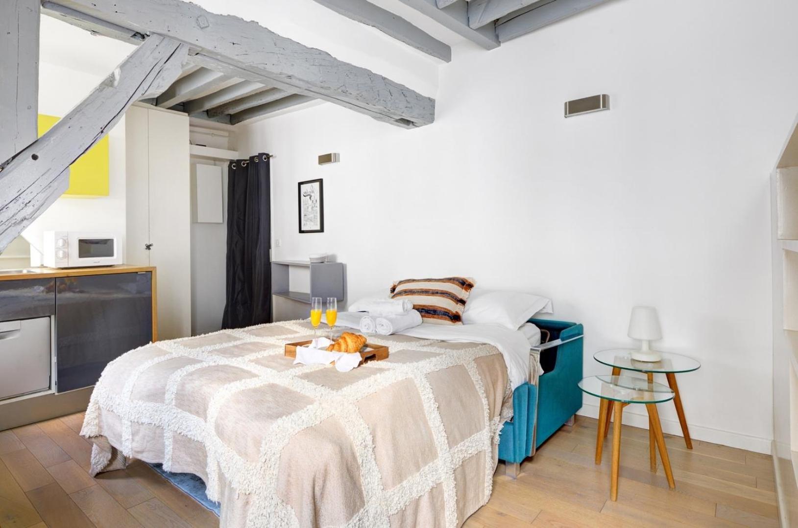 Bnbnook - Charming By Notre-dame & Pompidou Paris