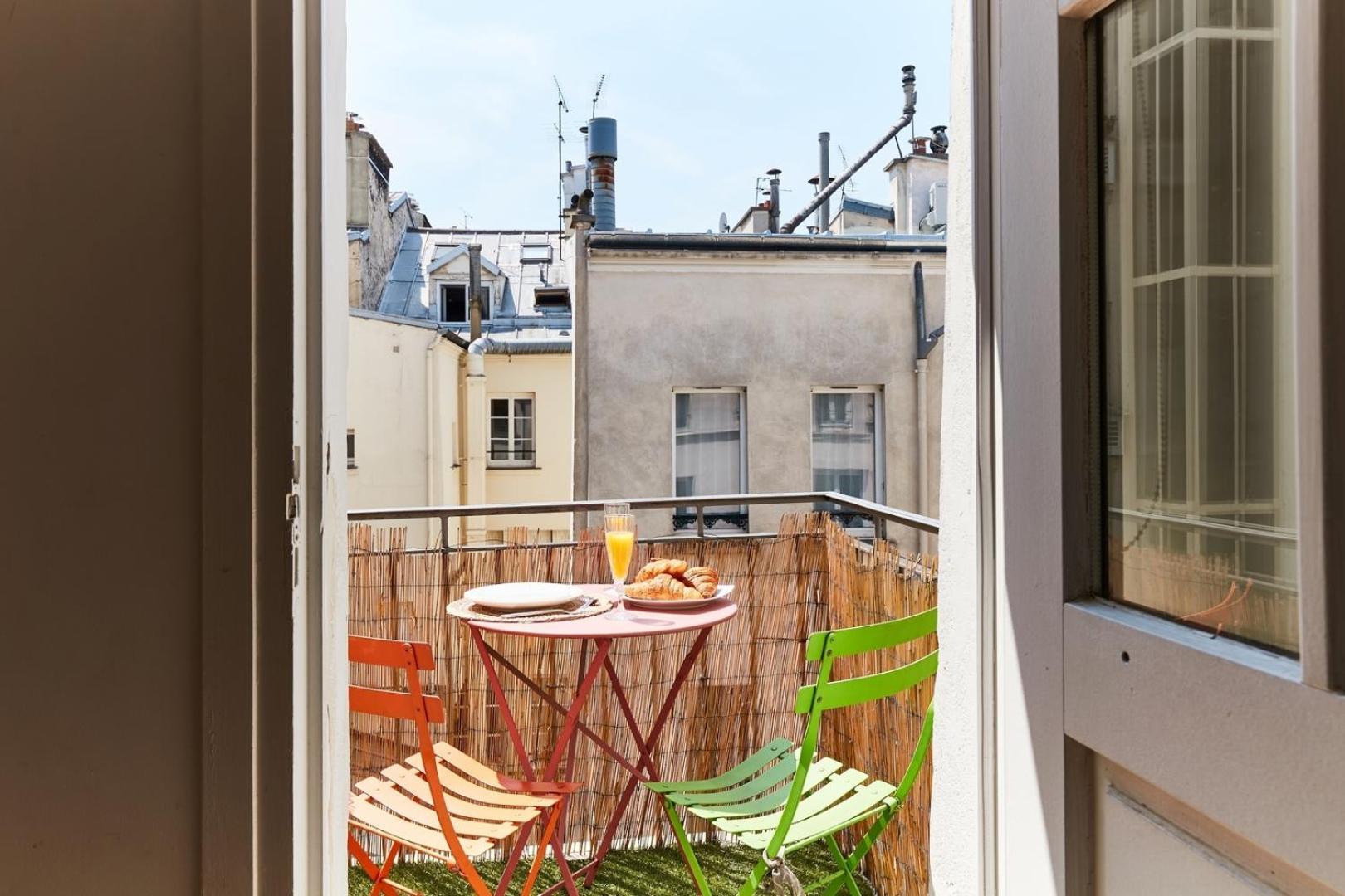 Apartment Bnbnook - Chic 1br With Balcony - Latin Quarter