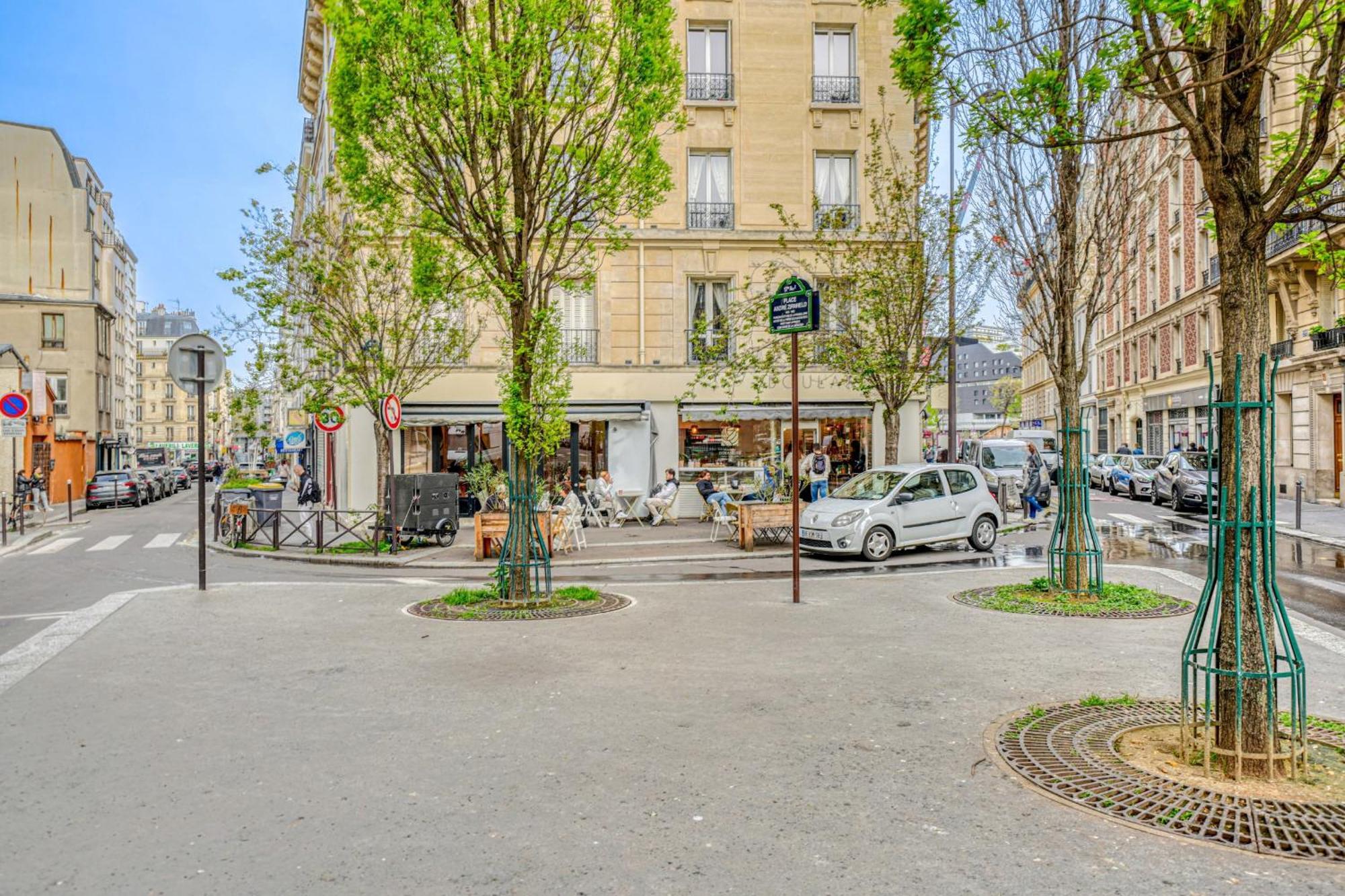Apartment In 17th District Paris