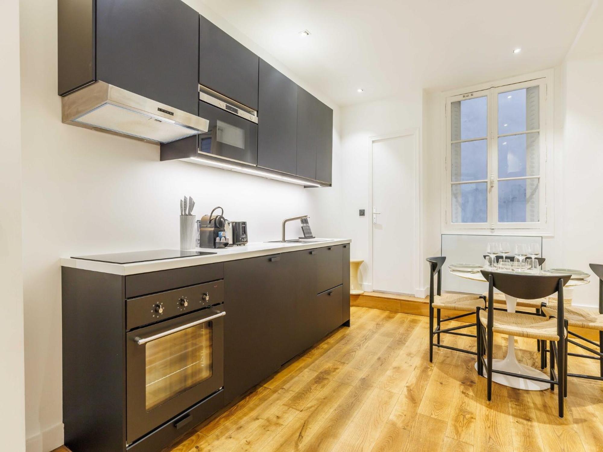 Cosy - 1br 4p - Near Champs-elysees *