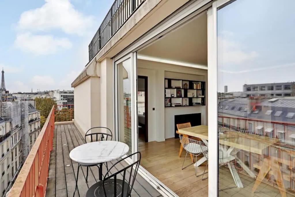 Penthouse Champs Elysees, Vue Sur Et La Tour Eiffel Paris