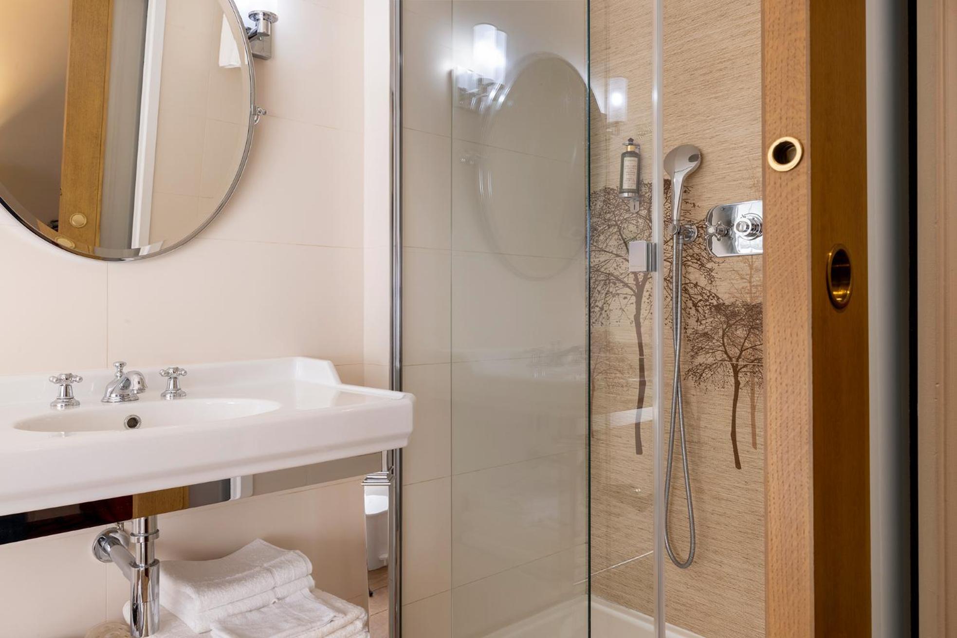 Hotel Muguet Paris