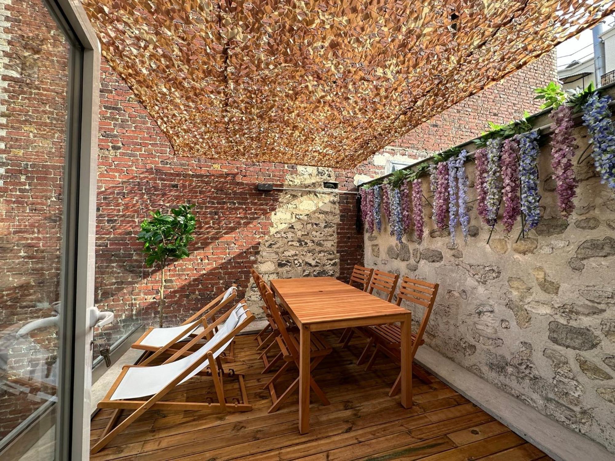 A Rooftop In Apartment