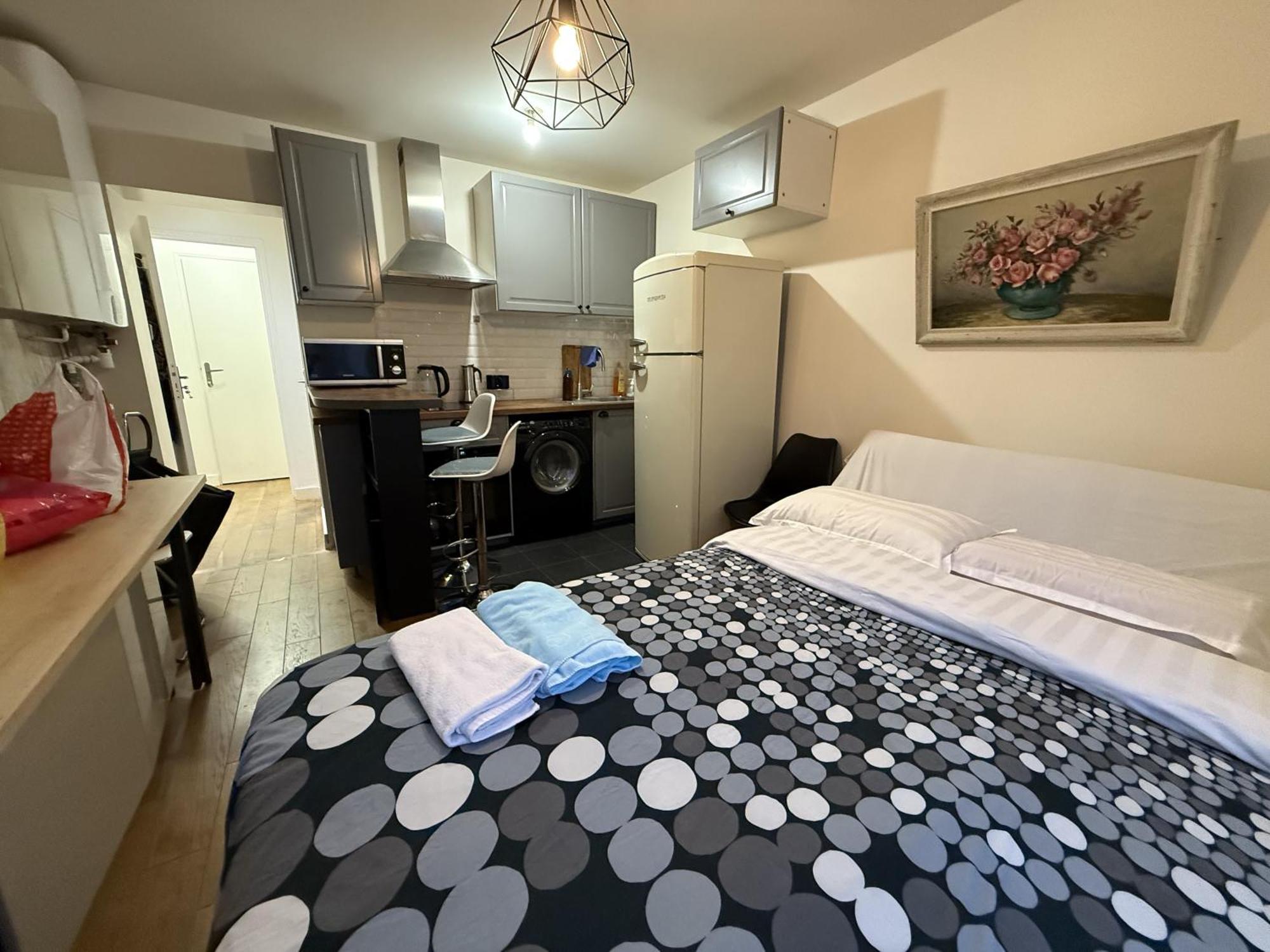 Apartment Chic Proche De La Tour Eiffel Paris