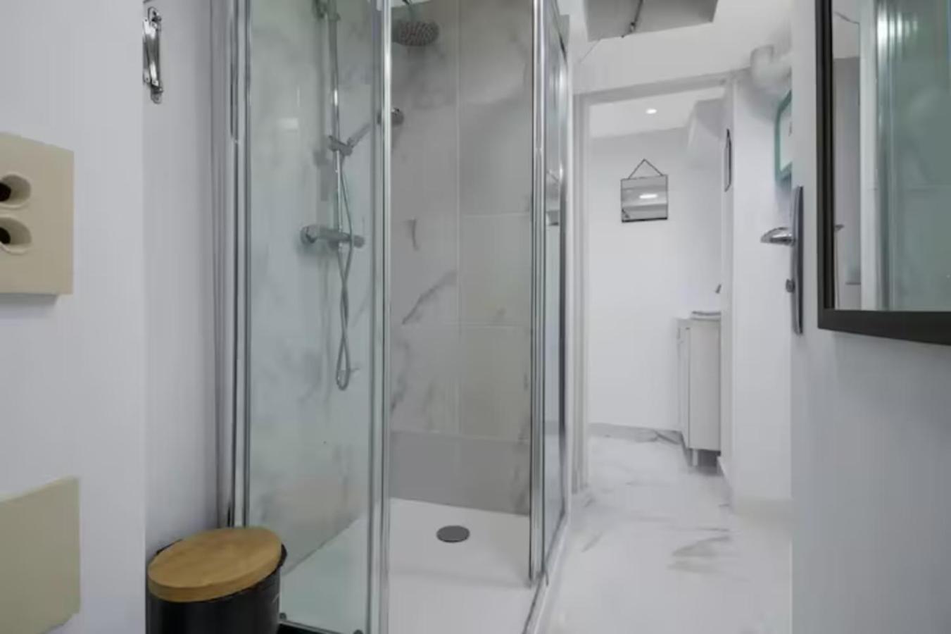 4 Pers Marais Menilmontant Apartment *