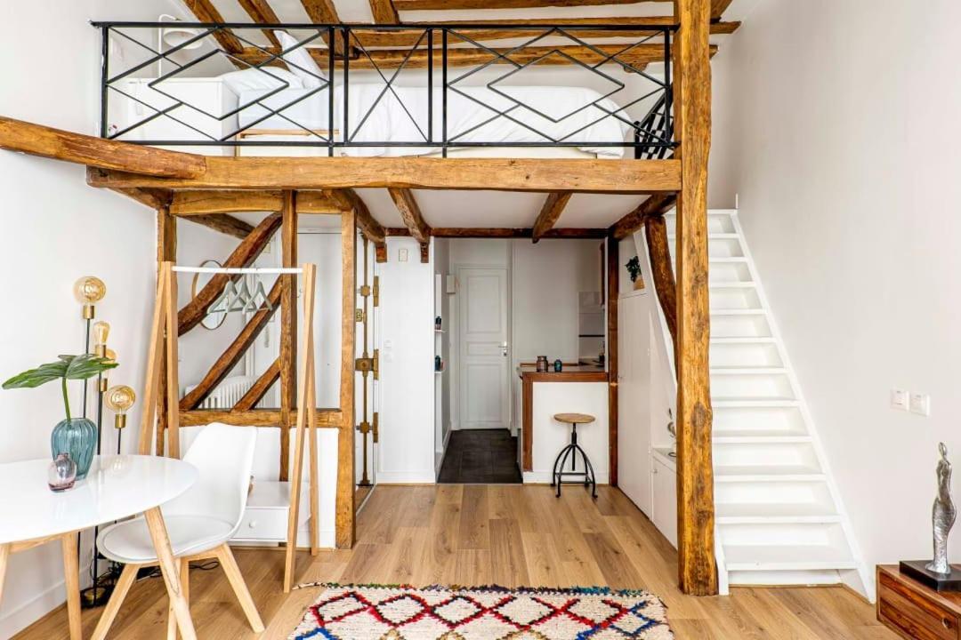 Stylish Parisian Flat In The Marais - Saint-paul Apartment *
