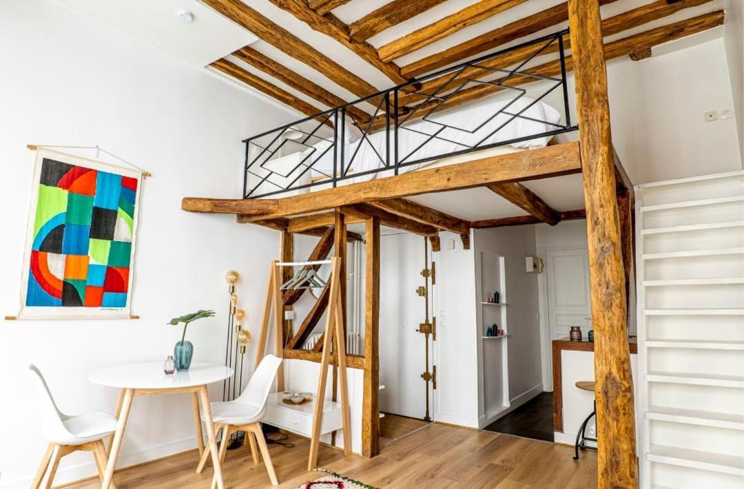 Stylish Parisian Flat In The Marais - Saint-paul Apartment
