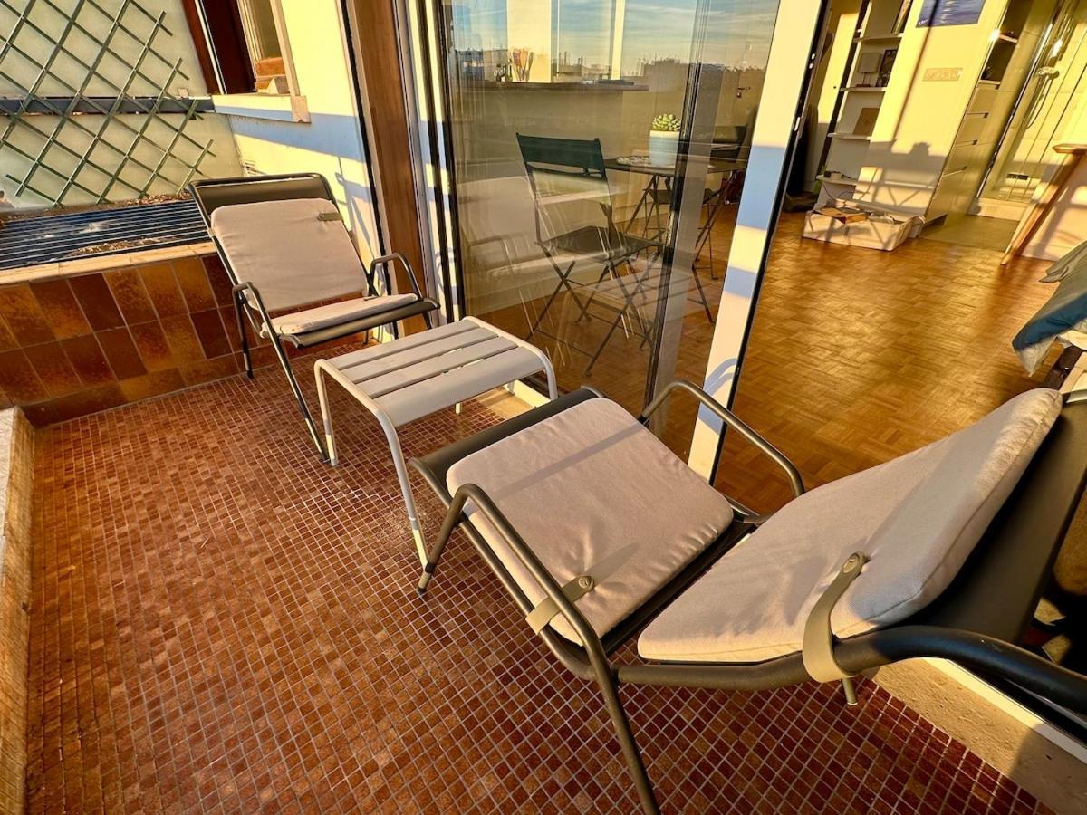 Mobility Lease- Sunny With Large Balcony, Park View At 15 Paris