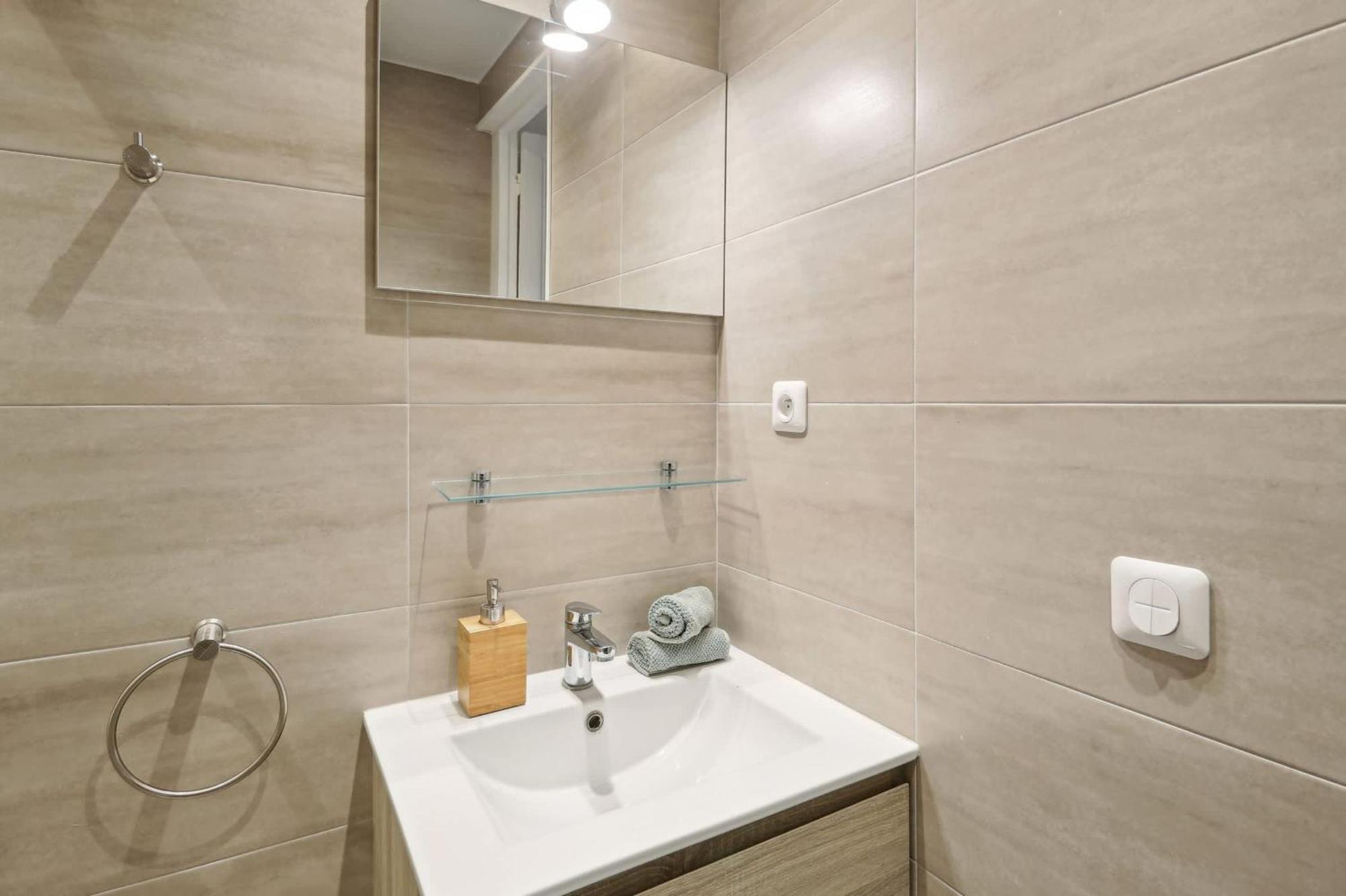 Bnbnova - Louvre & Tuileries Gardens Apartment